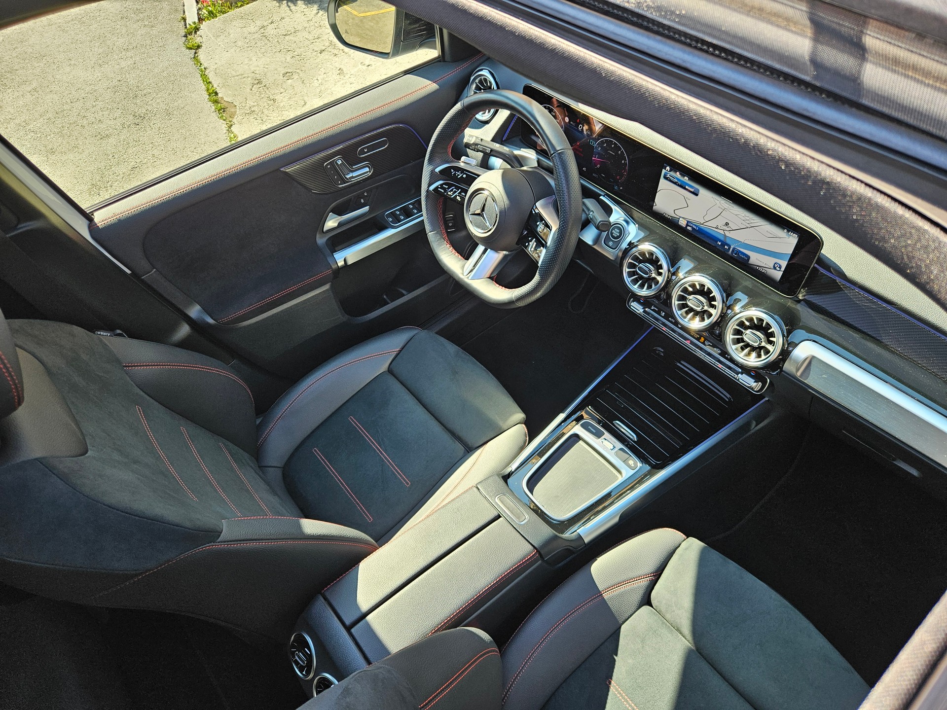 MERCEDES-BENZ GLB 220 AMG Line 4matic - 18