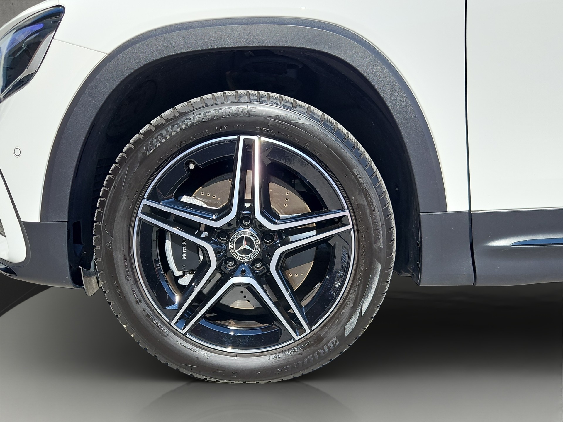 MERCEDES-BENZ GLB 220 AMG Line 4matic - 17