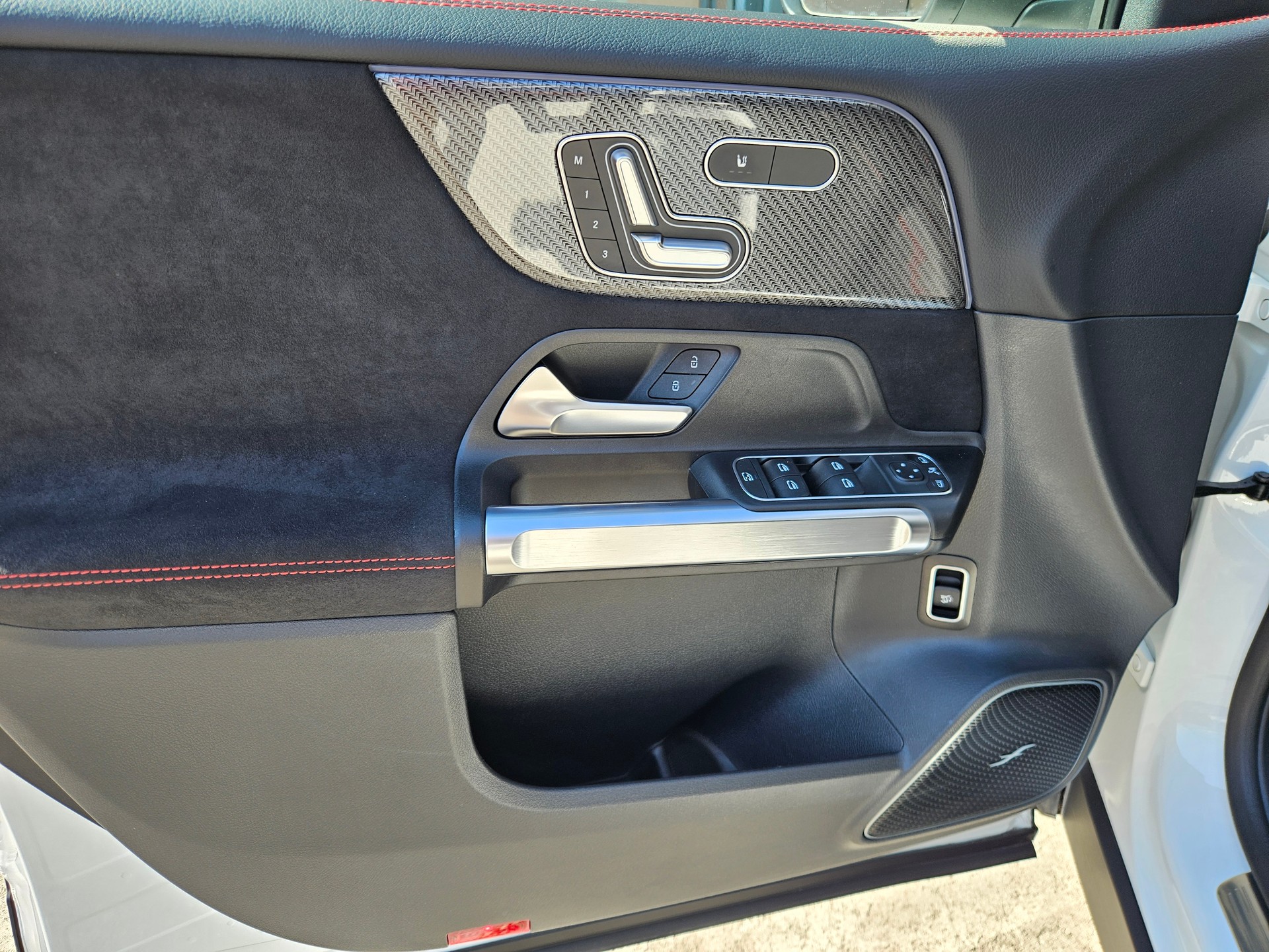 MERCEDES-BENZ GLB 220 AMG Line 4matic - 12