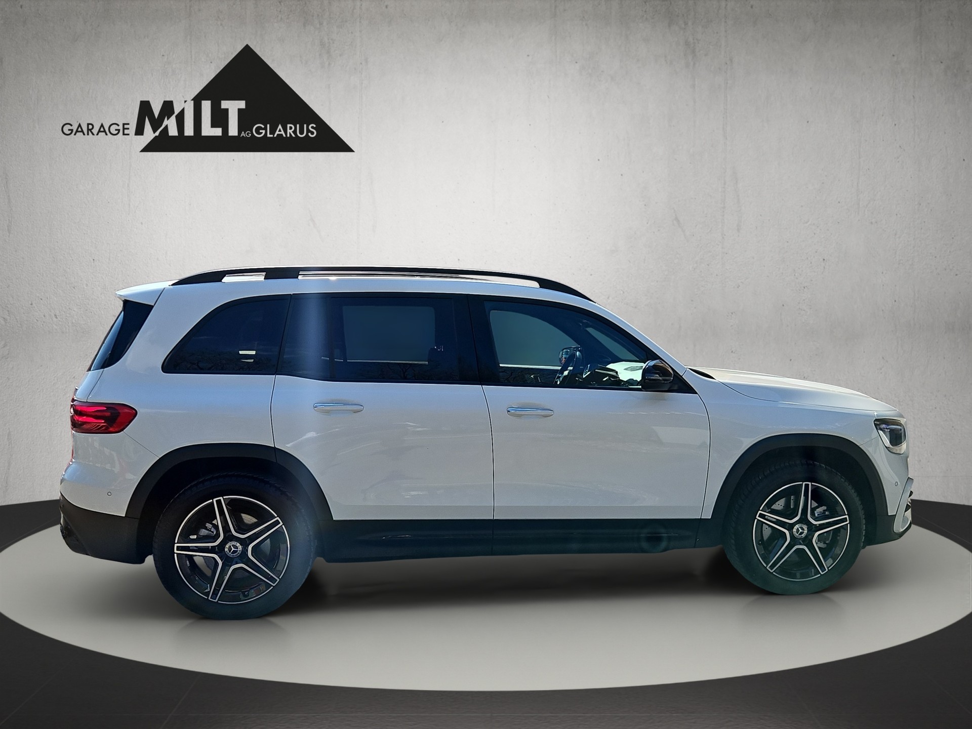 MERCEDES-BENZ GLB 220 AMG Line 4matic - 8