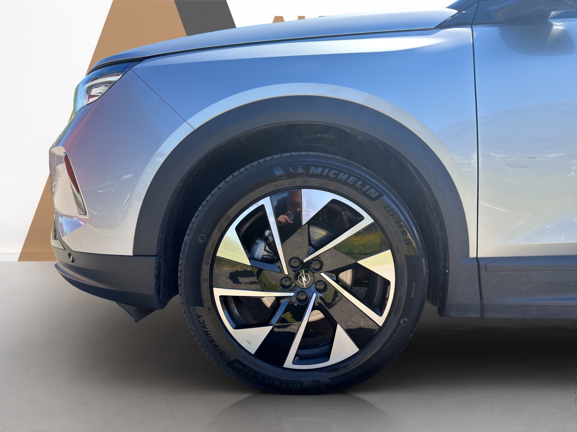 OPEL Grandland 1.2 MHEV GS eDCT - 25