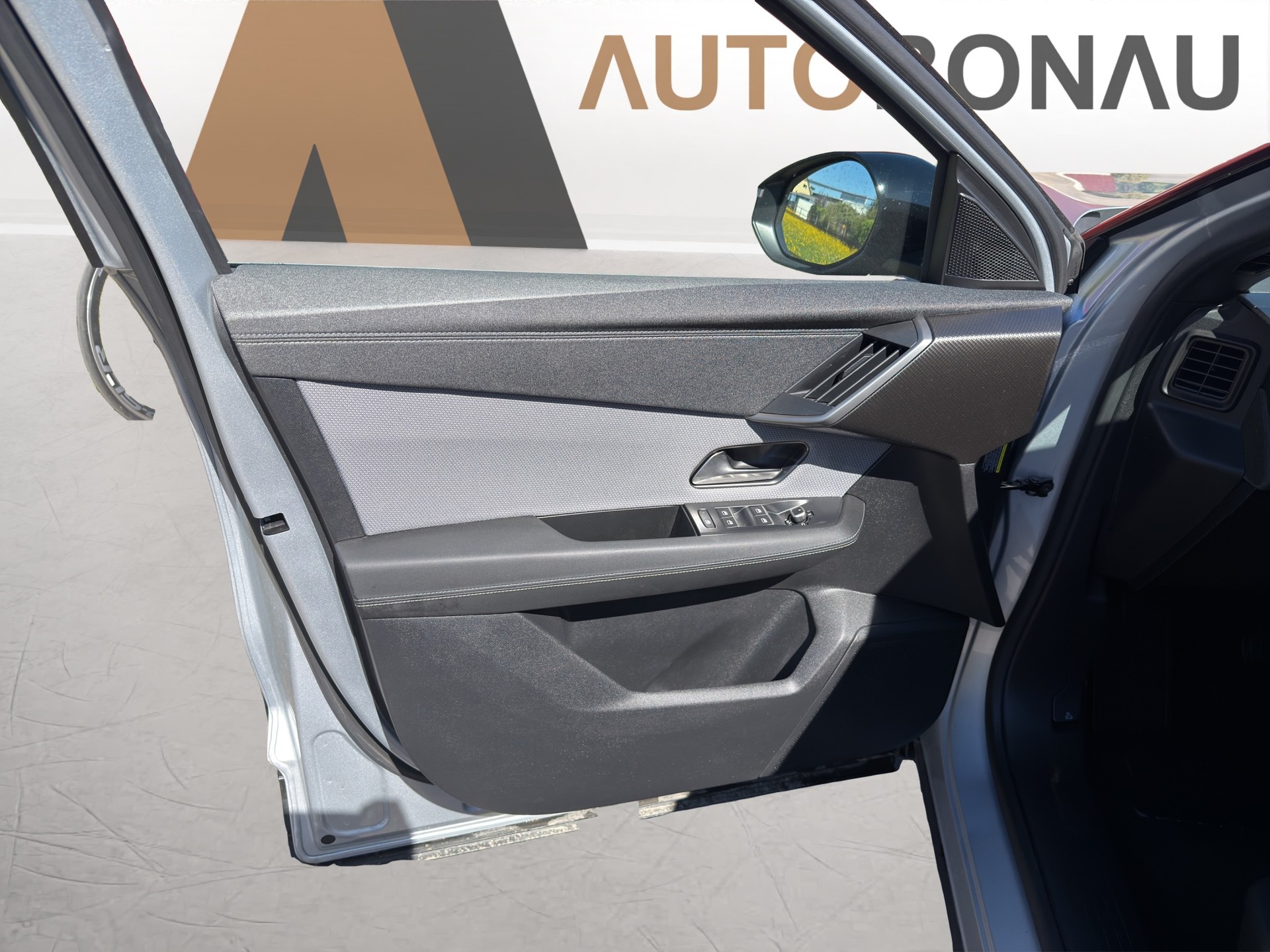 OPEL Grandland 1.2 MHEV GS eDCT - 11