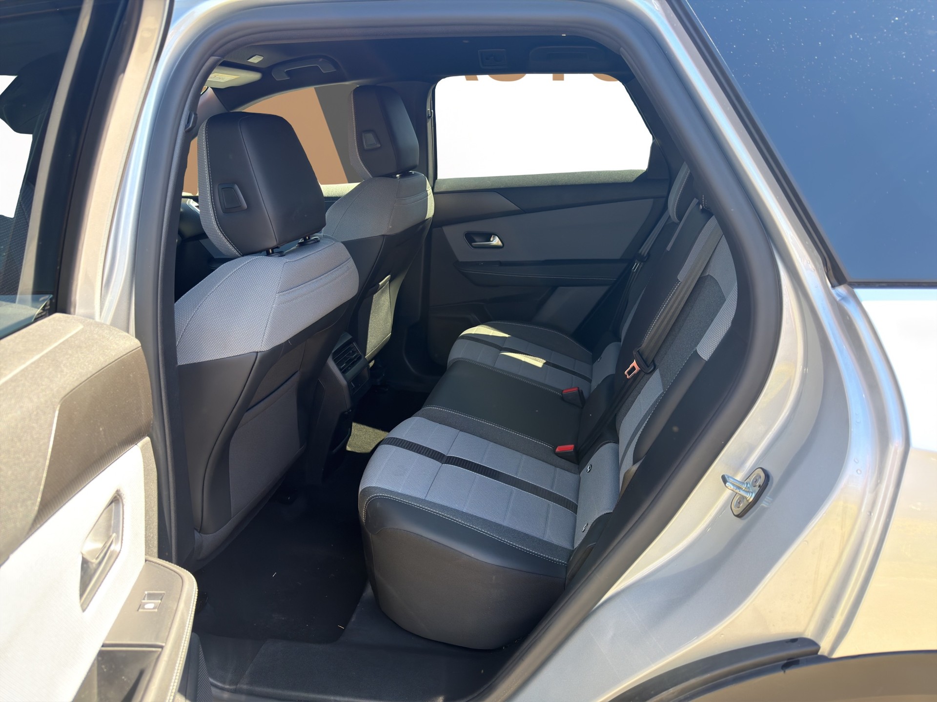 OPEL Grandland 1.2 MHEV GS eDCT - 17