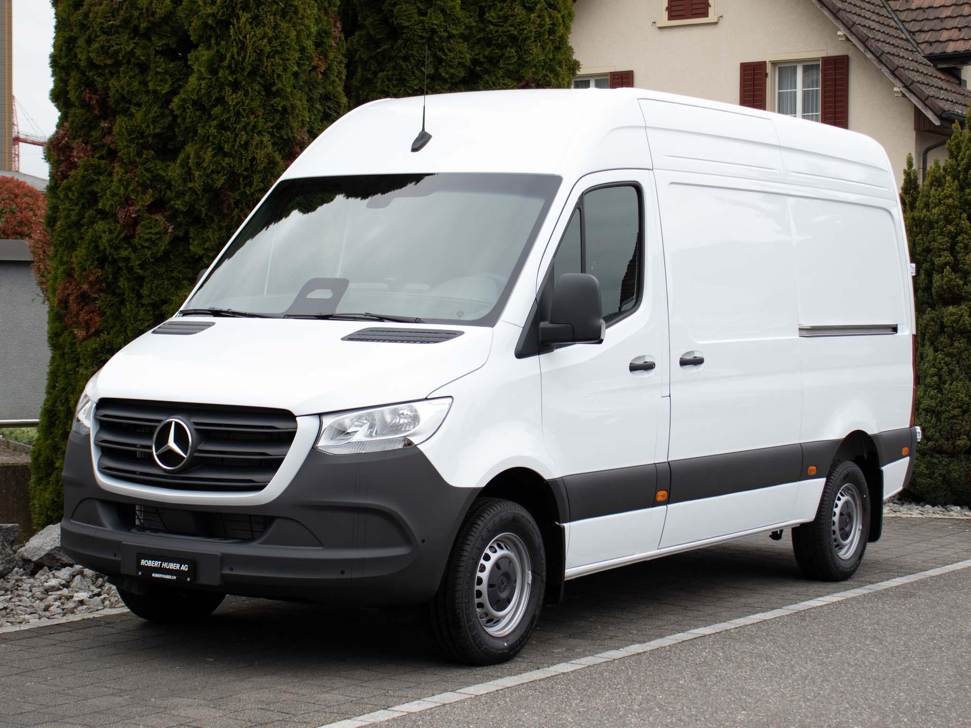 MERCEDES-BENZ Sprinter 317 CDI Kasten PRO Hochdach Standard