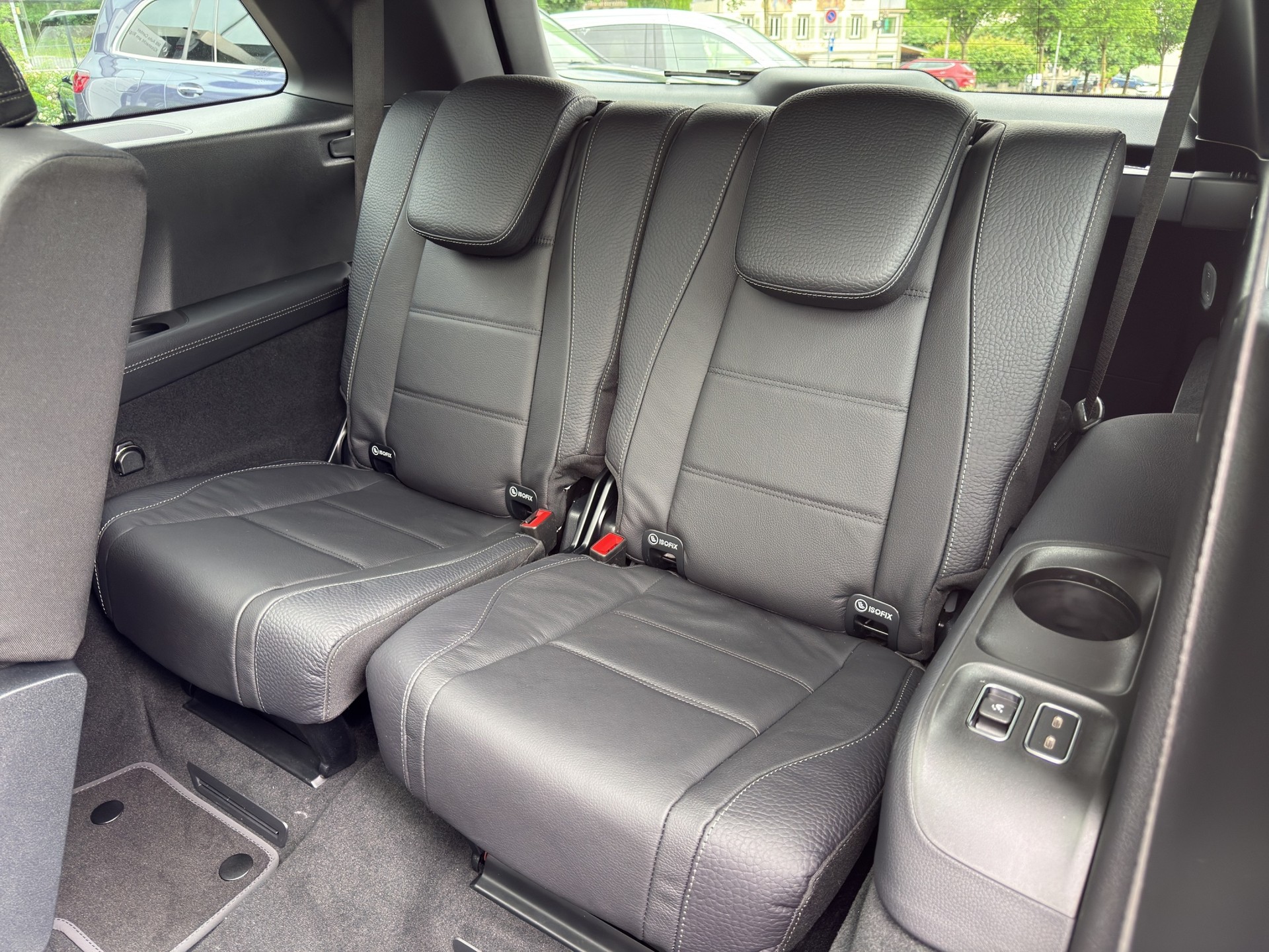 MERCEDES-BENZ GLS 450 AMG Line 4matic - 23