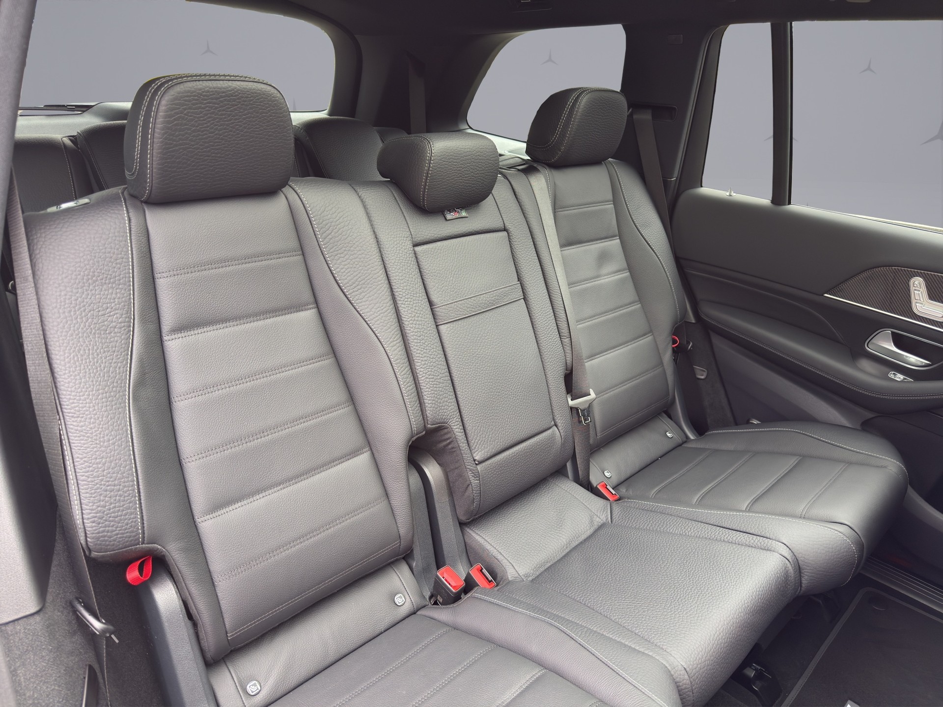 MERCEDES-BENZ GLS 450 AMG Line 4matic - 18