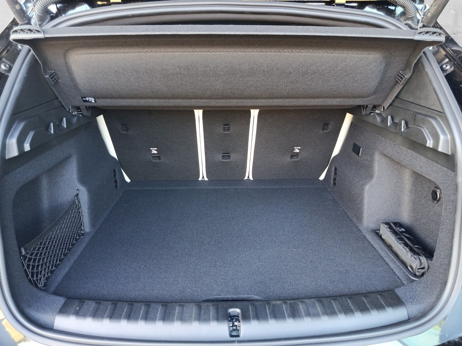 BMW iX1 xDrive 30 M Sport - 11