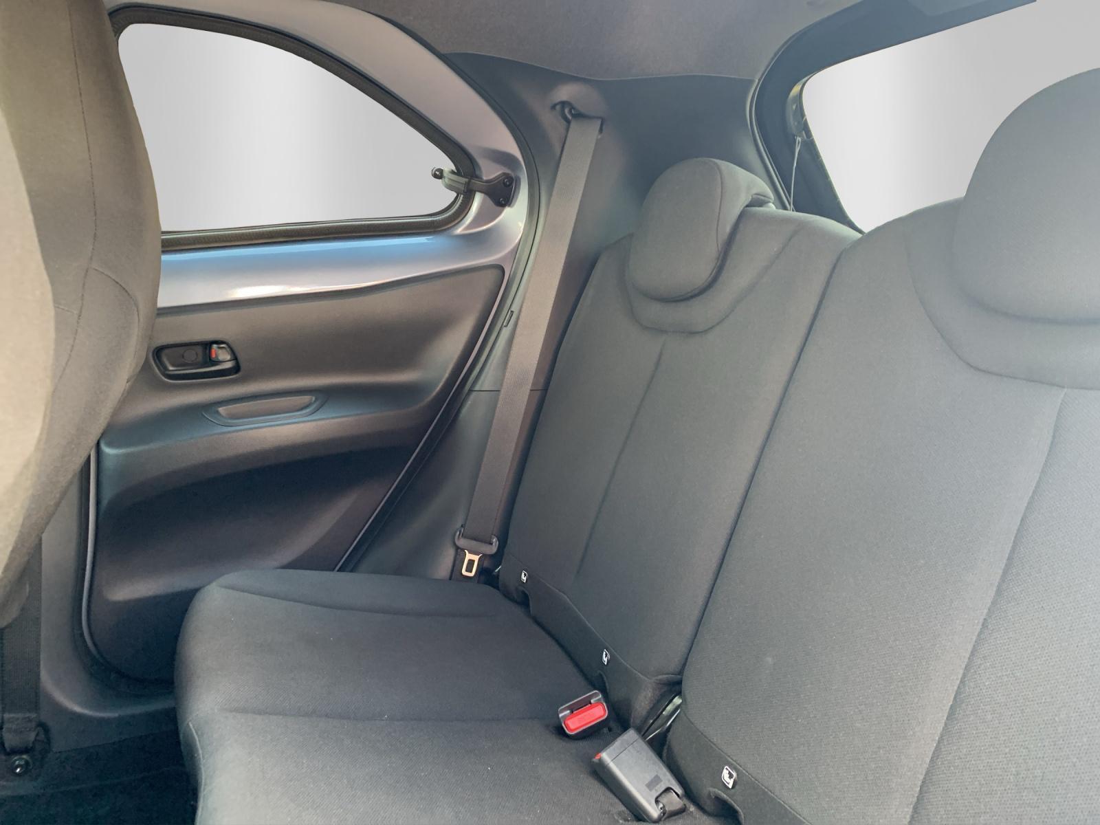 TOYOTA Aygo X 1.0 VVT-i Trend - 13