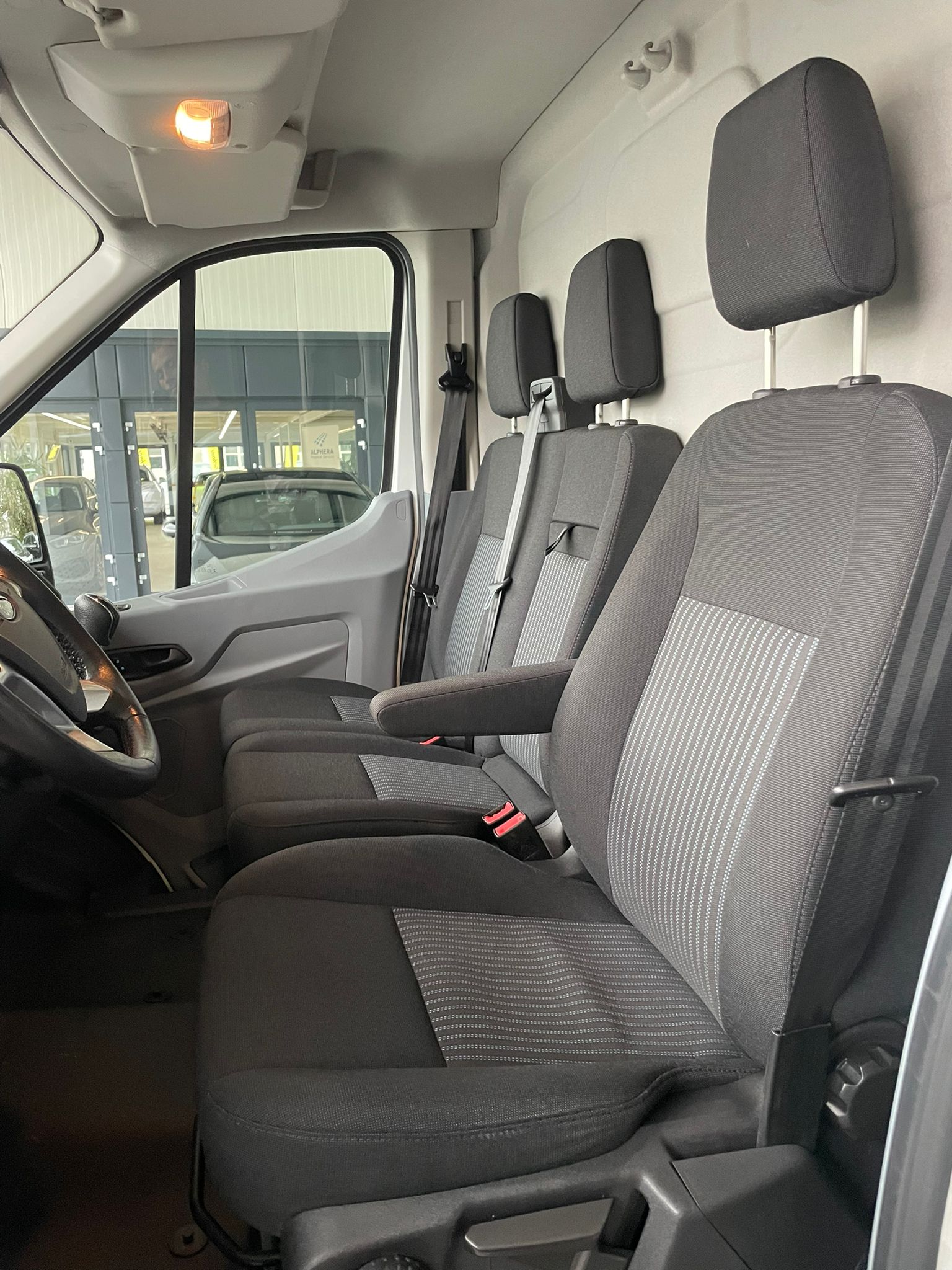 FORD Transit Van 350 L3H2 2.0 TDCi 130 Trend-15