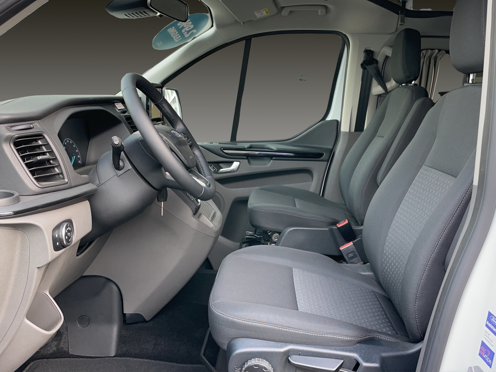 FORD Tourneo Custom Bus 320 L1 2.0 TDCi 185 Camper Trend Swiss Edition - 6