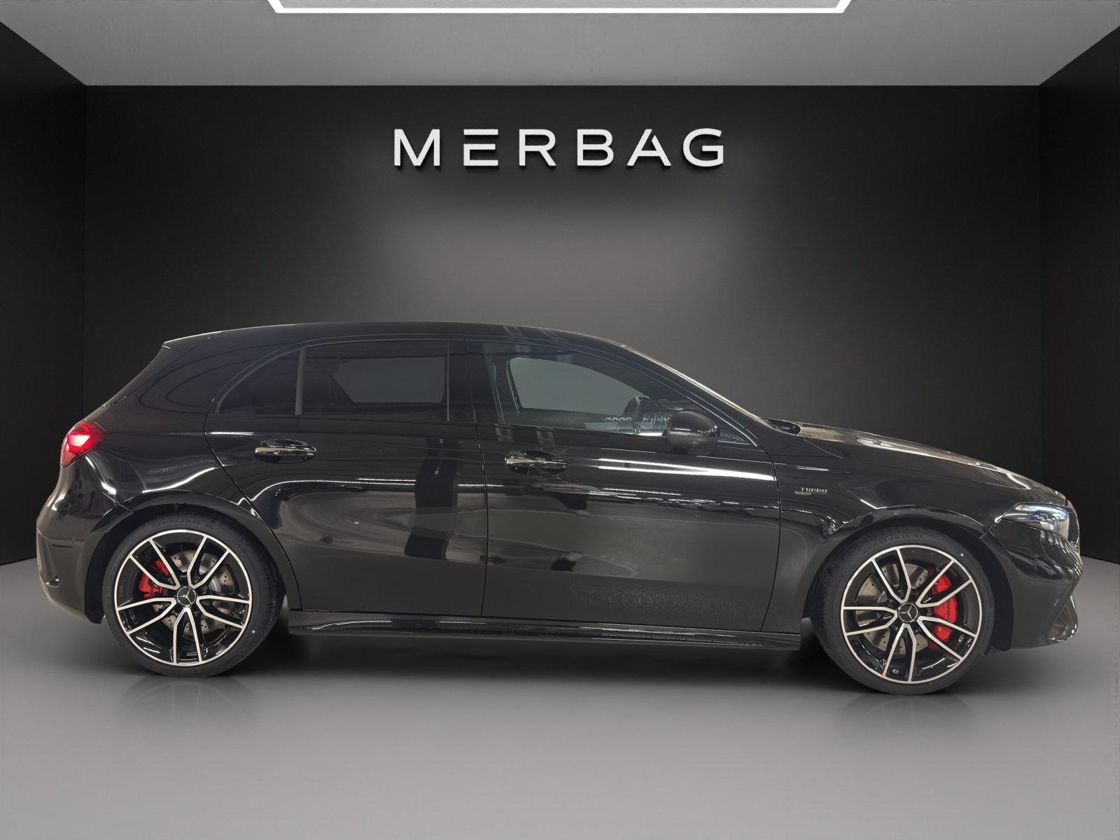 MERCEDES-BENZ A AMG 35 4Matic 8G-DCT - 8