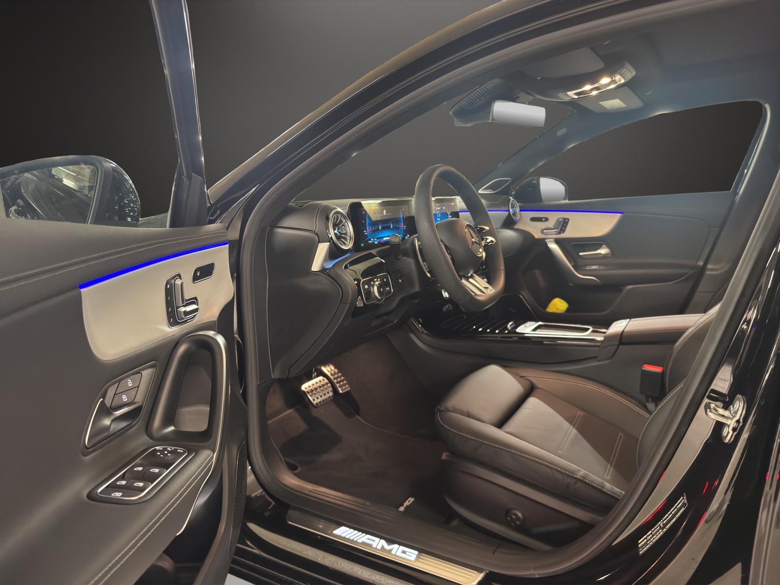 MERCEDES-BENZ A AMG 35 4Matic 8G-DCT - 10