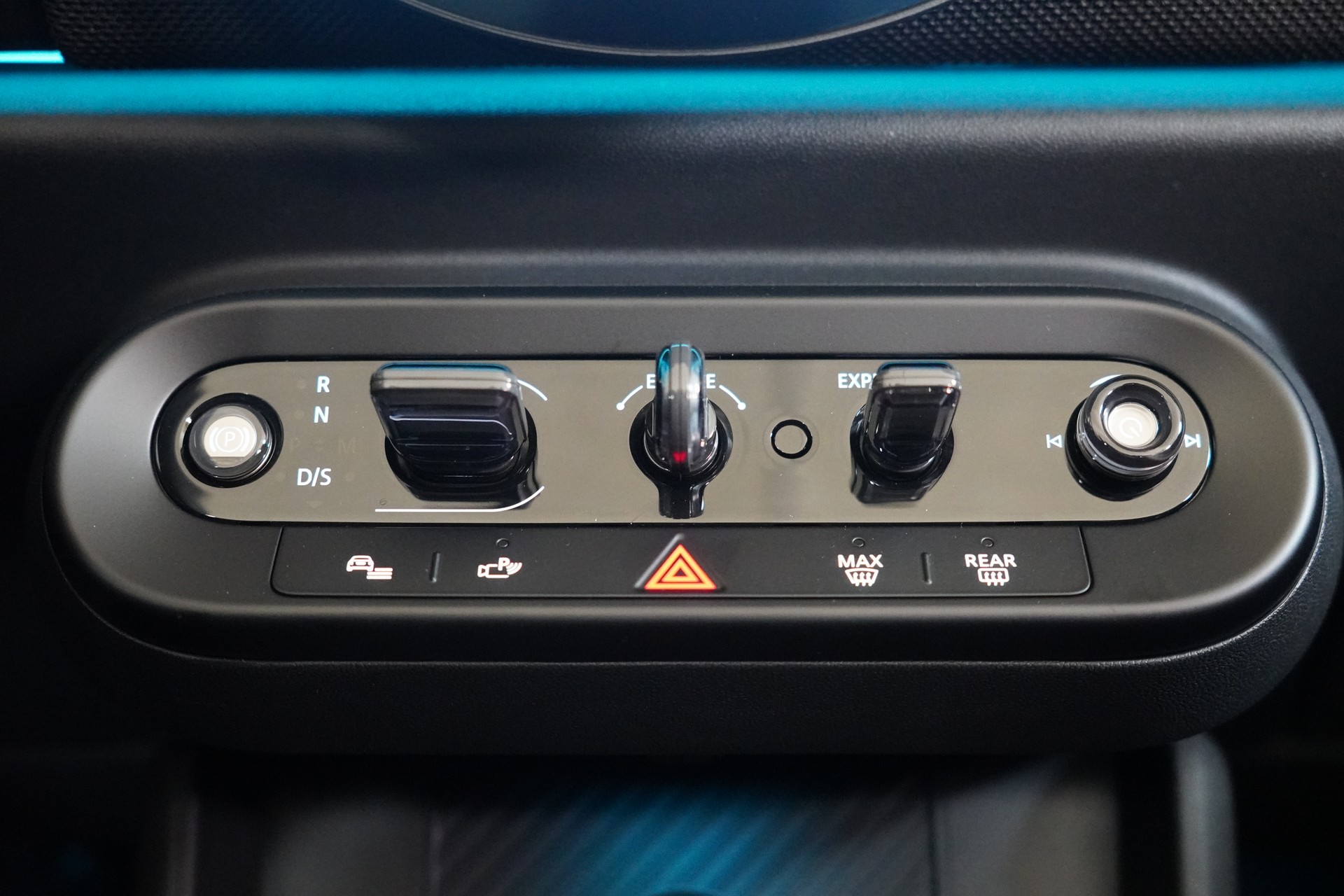 MINI Cooper John Cooper Works Cabriolet DKG - 29