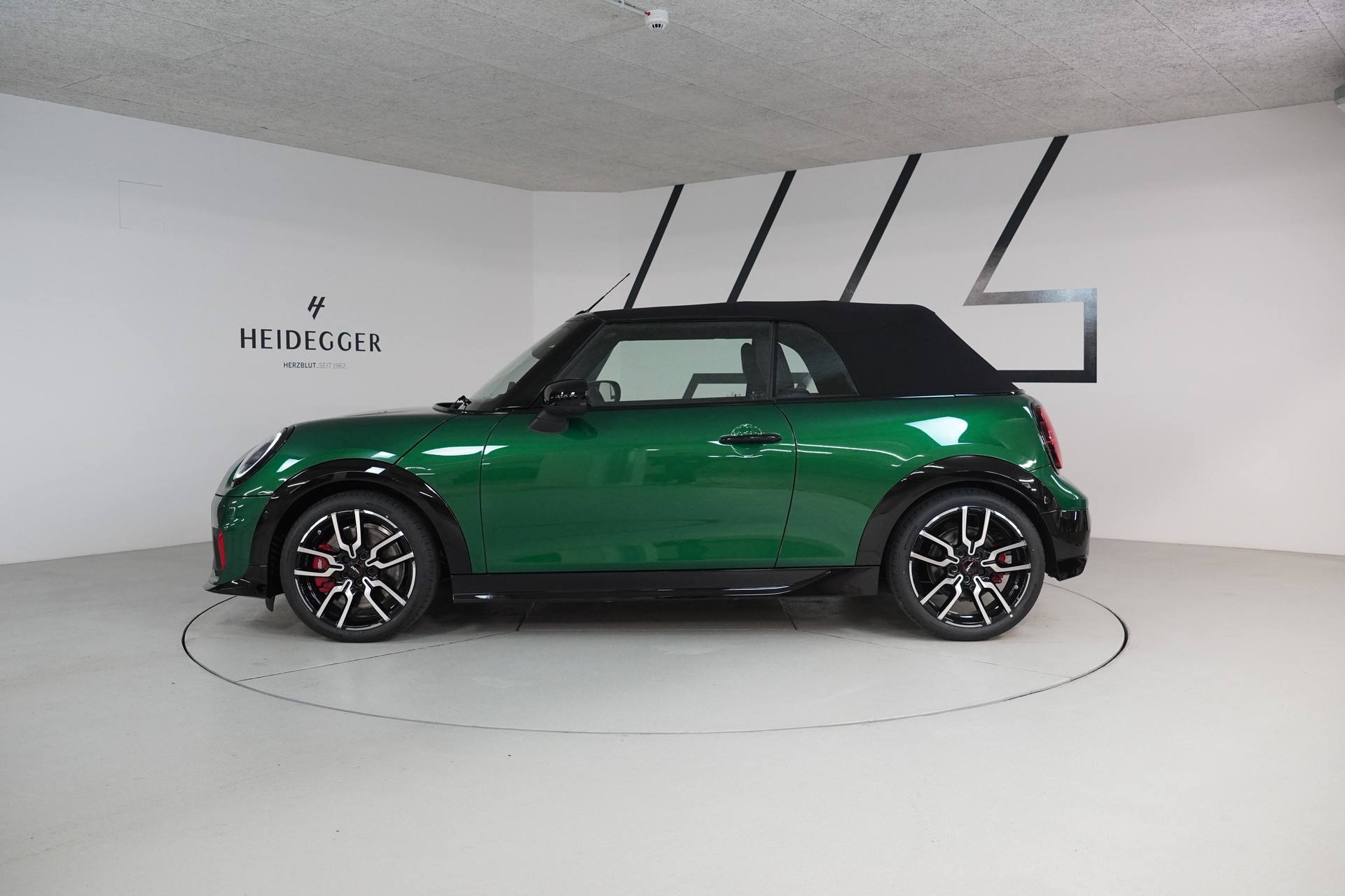 MINI Cooper John Cooper Works Cabriolet DKG - 4