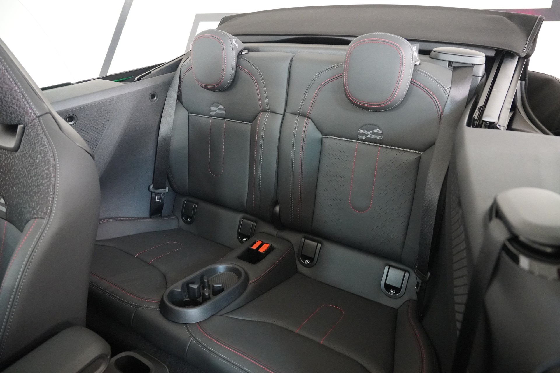 MINI Cooper John Cooper Works Cabriolet DKG - 21