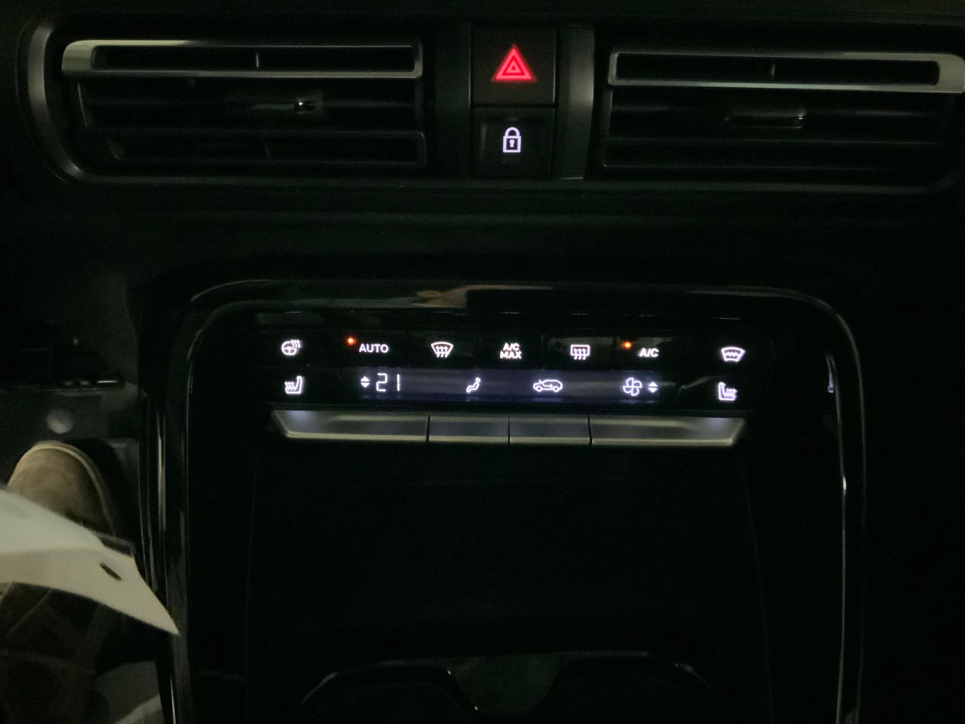 CITROEN C3 1.2 Hybrid Max - 11