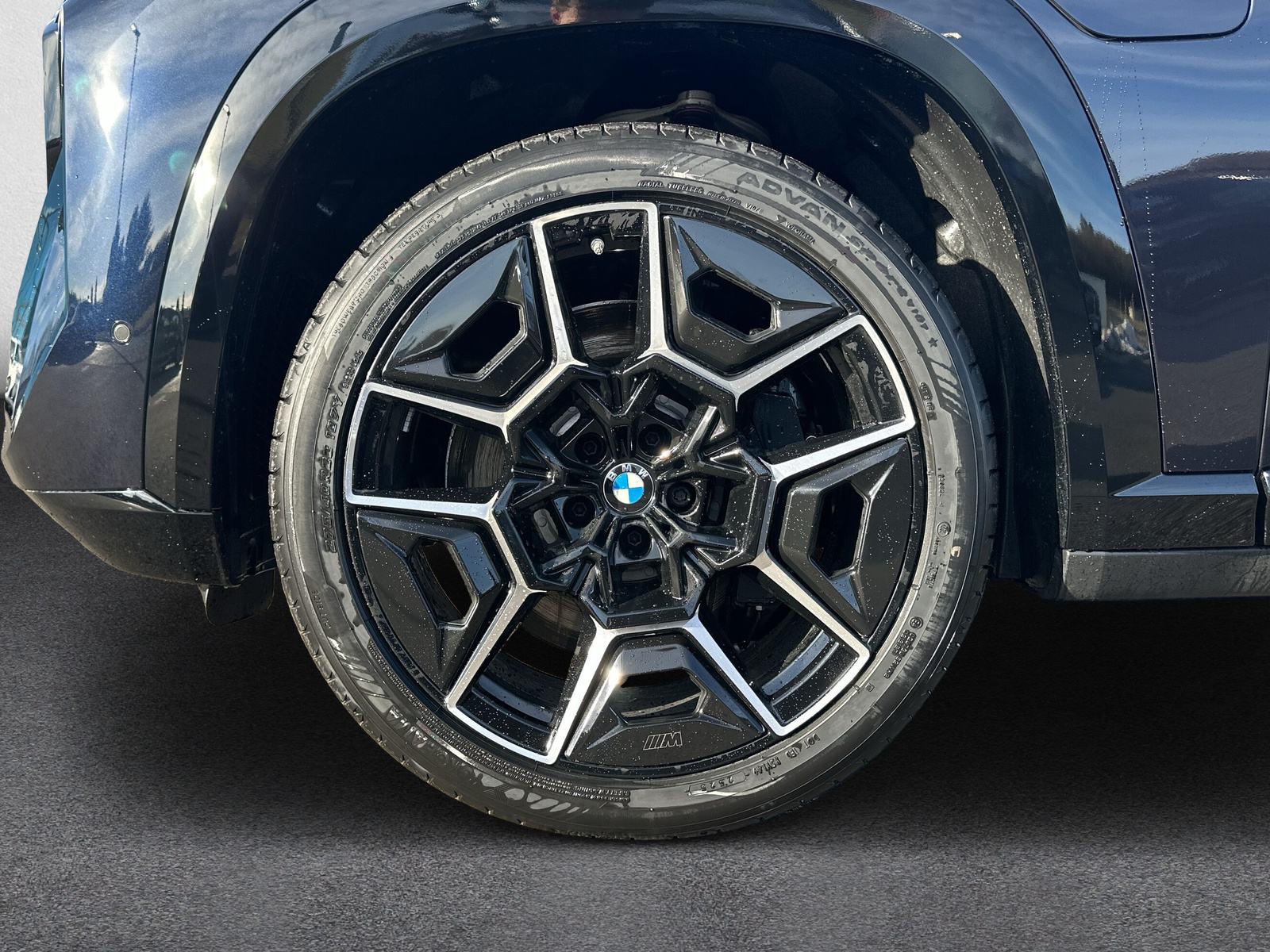 BMW XM xDrive 50e PHEV Steptronic 📍 - 9