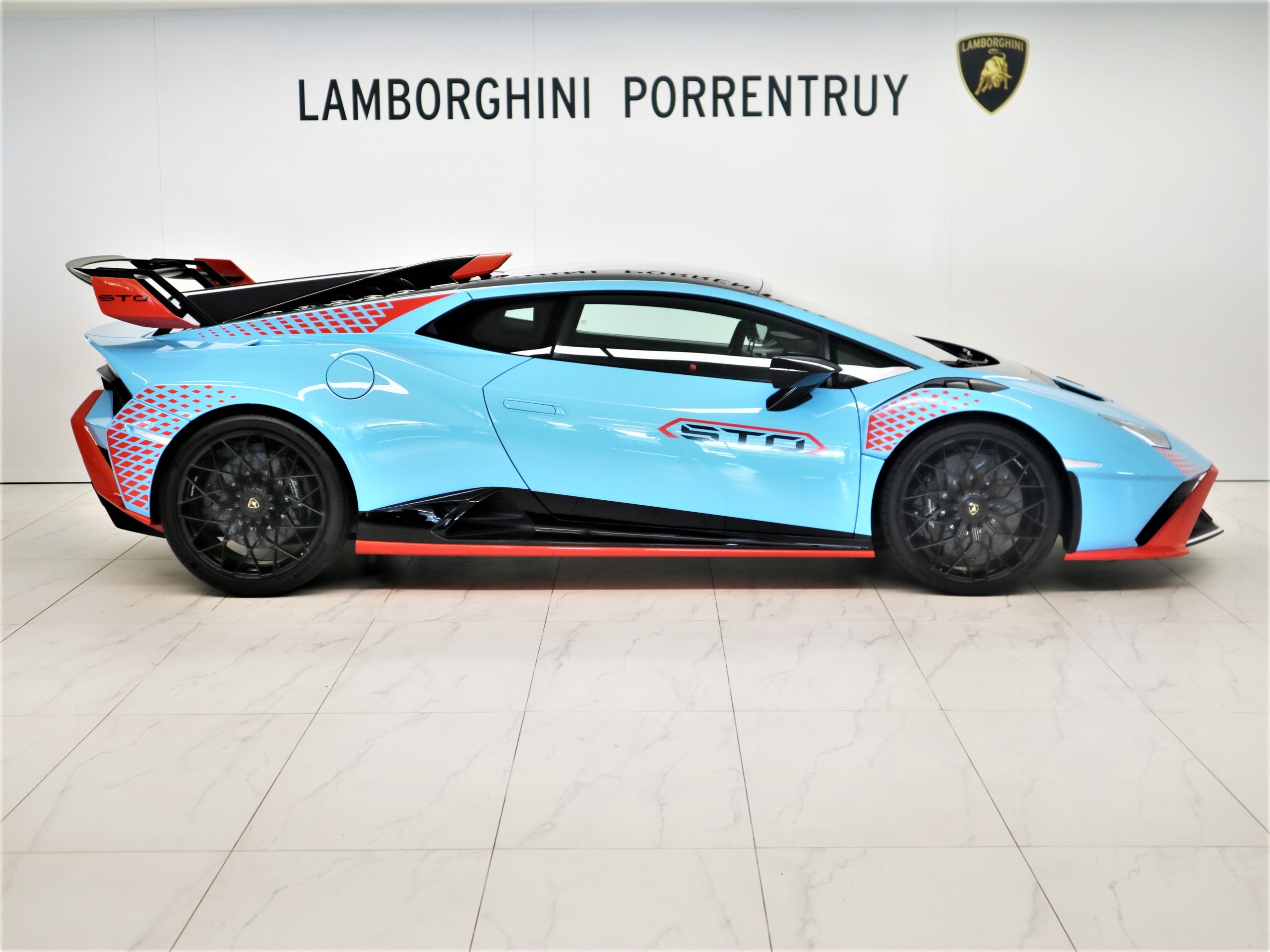 Huracan STO Coupé DCT RWD thumbnail n°1
