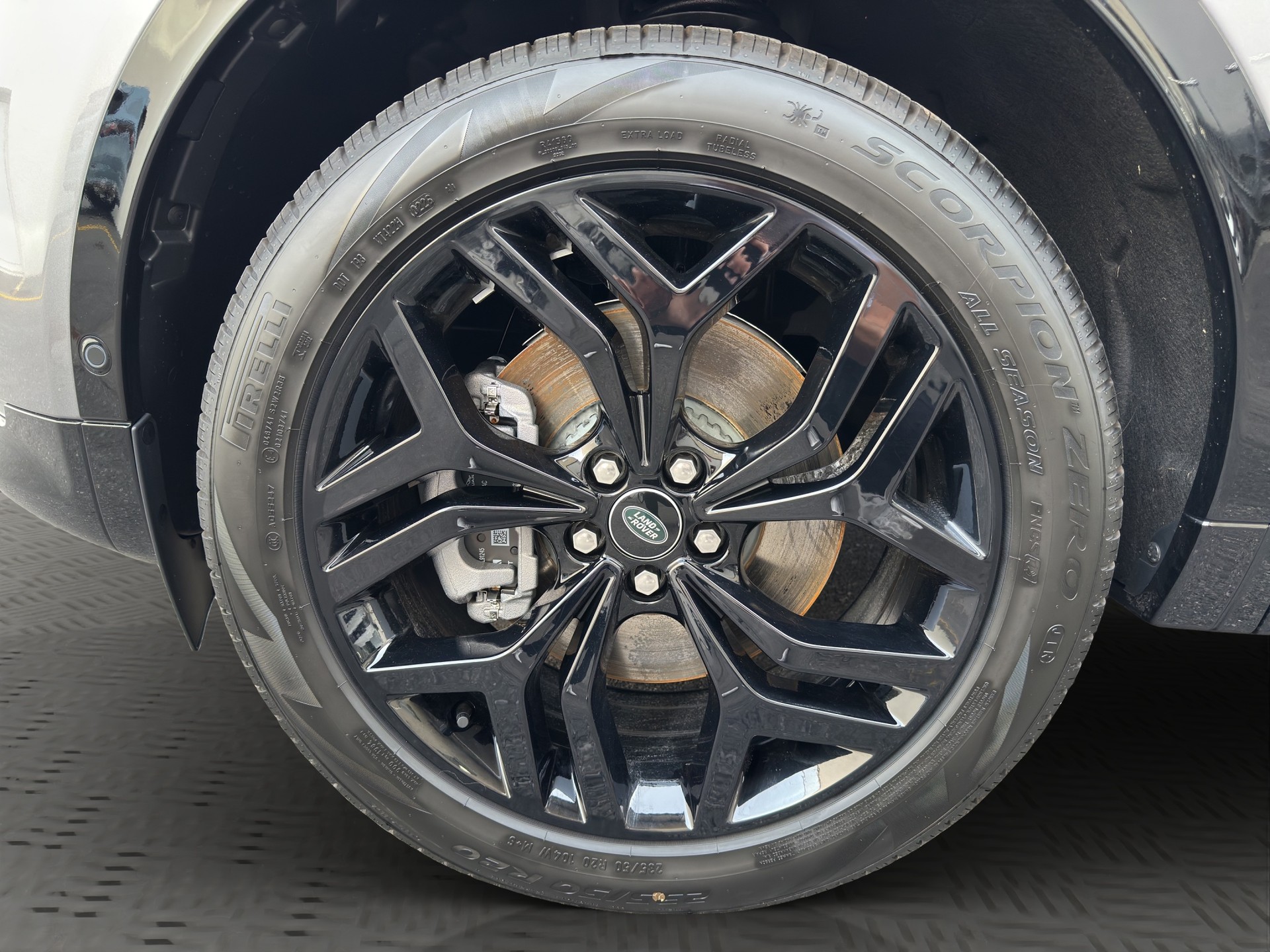 LAND ROVER Discovery Sport 1.5 T 270e Landmark - 18