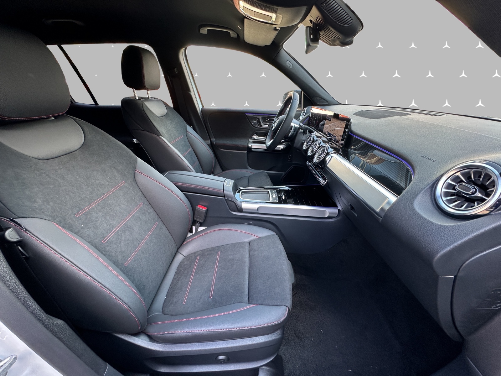 MERCEDES-BENZ GLB 250 4Matic 8G-Tronic - 13
