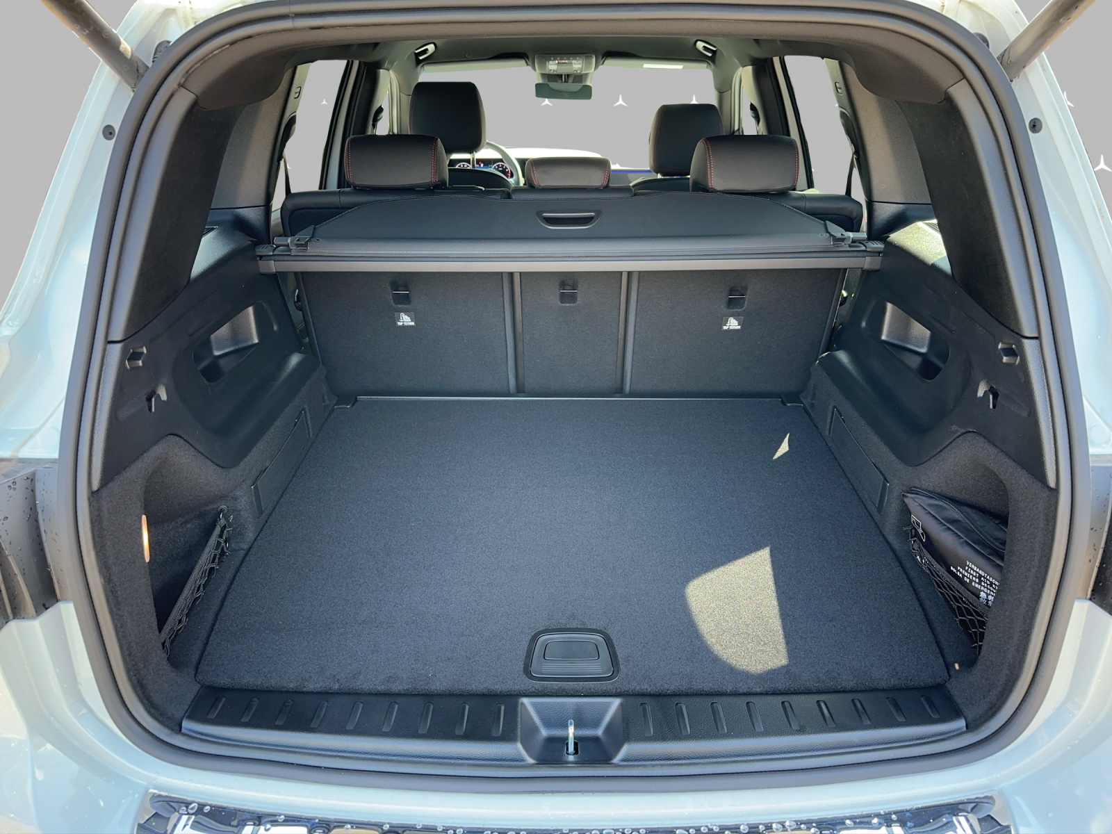 MERCEDES-BENZ GLB 250 4Matic 8G-Tronic - 14