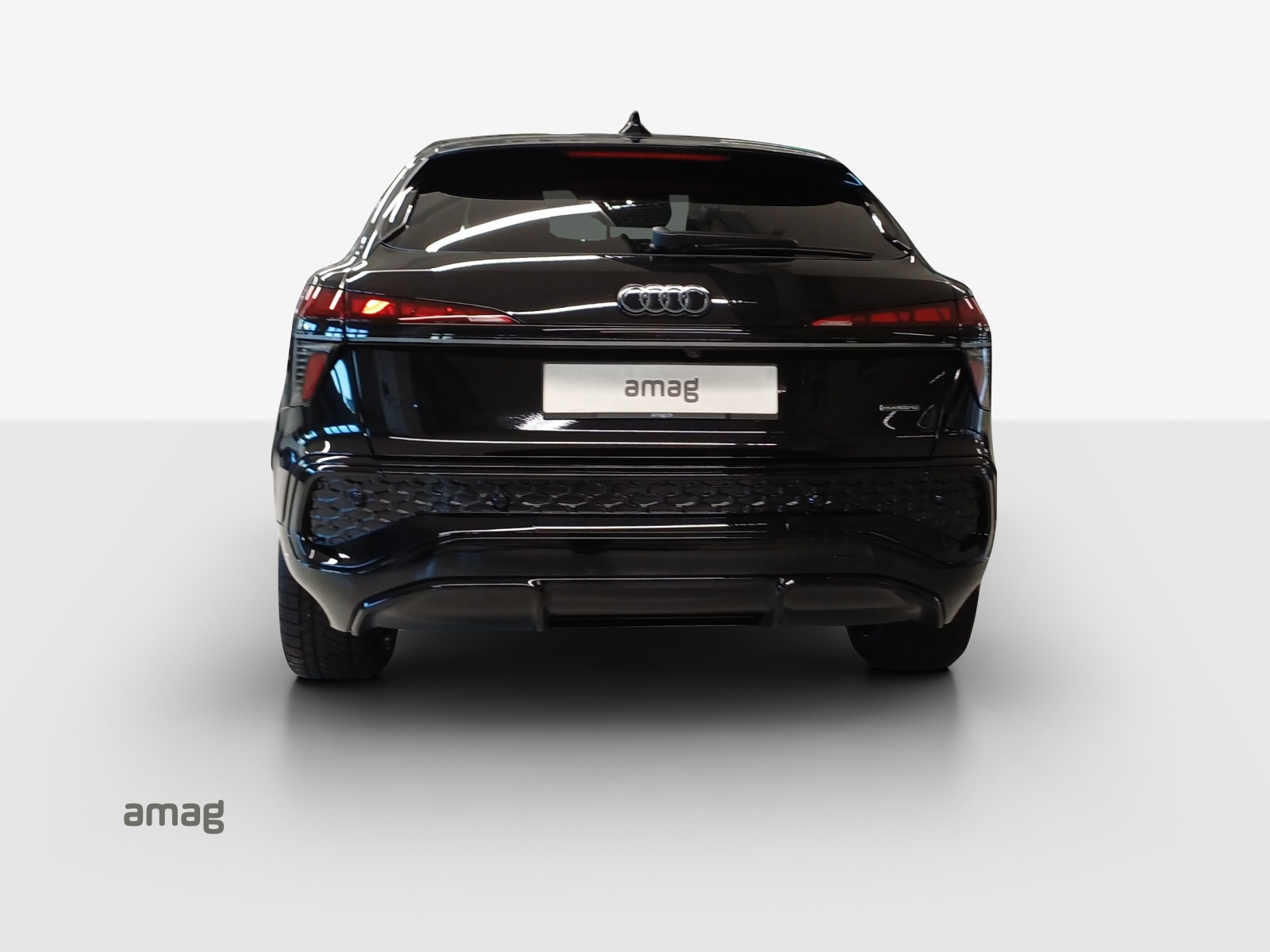 AUDI Q3 Sportback TFSI quattro 195 kW S tronic - 4