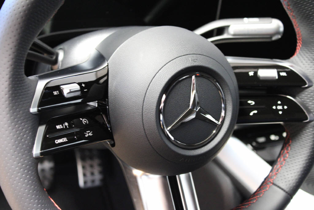 MERCEDES-BENZ CLA 220 4Matic AMG Line - 8