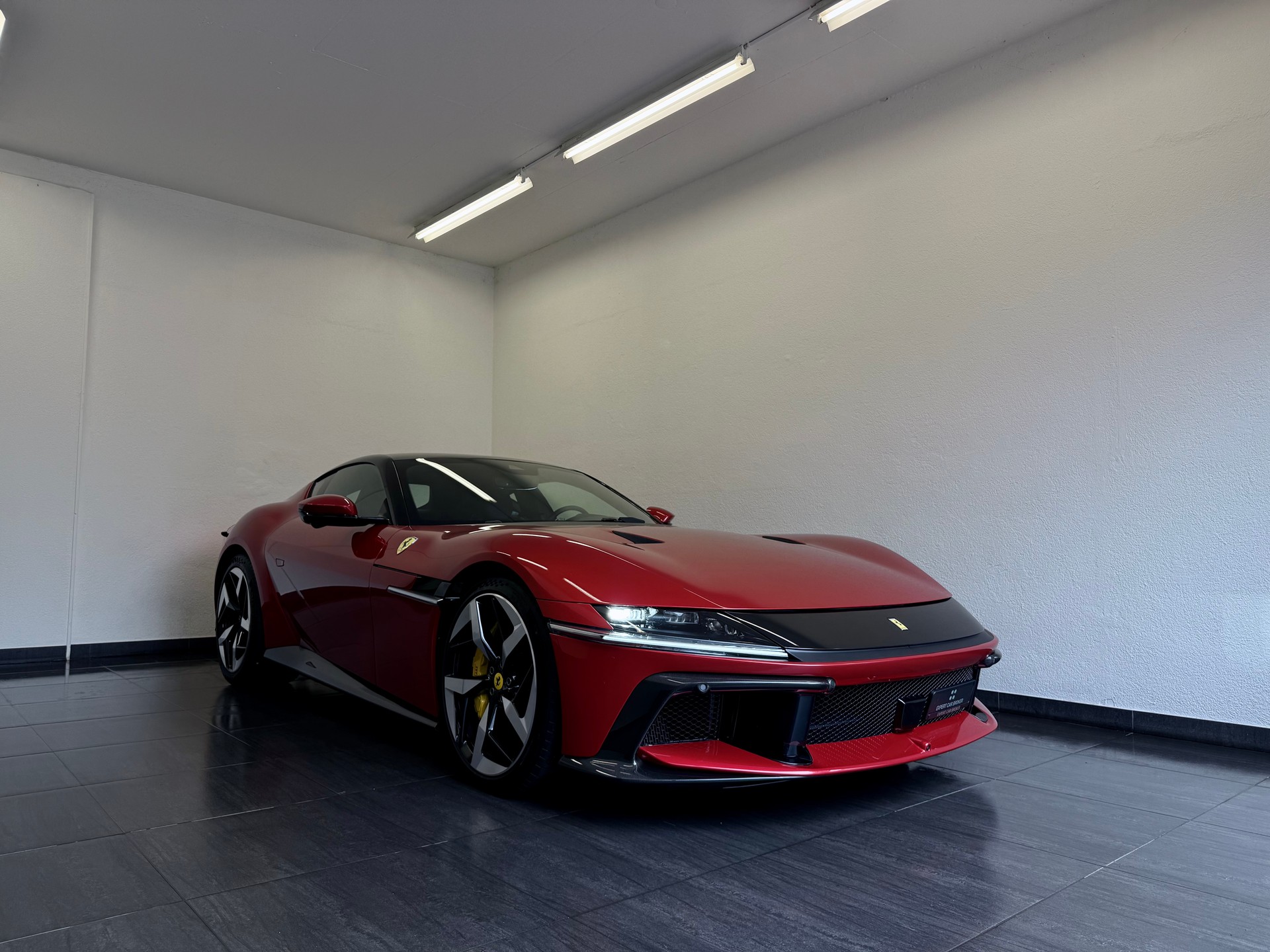 FERRARI 12 Cilindri - 2