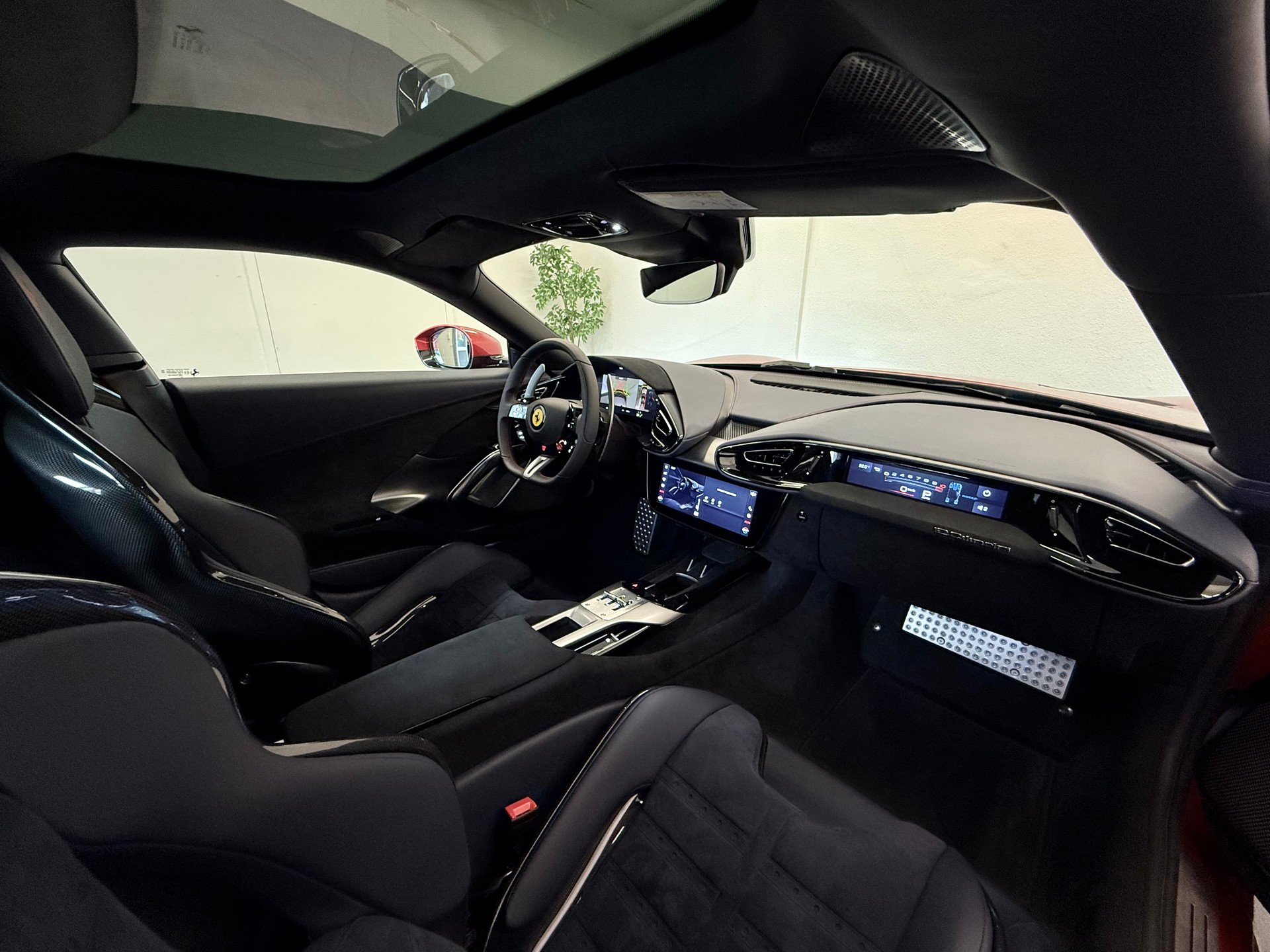 FERRARI 12 Cilindri - 17