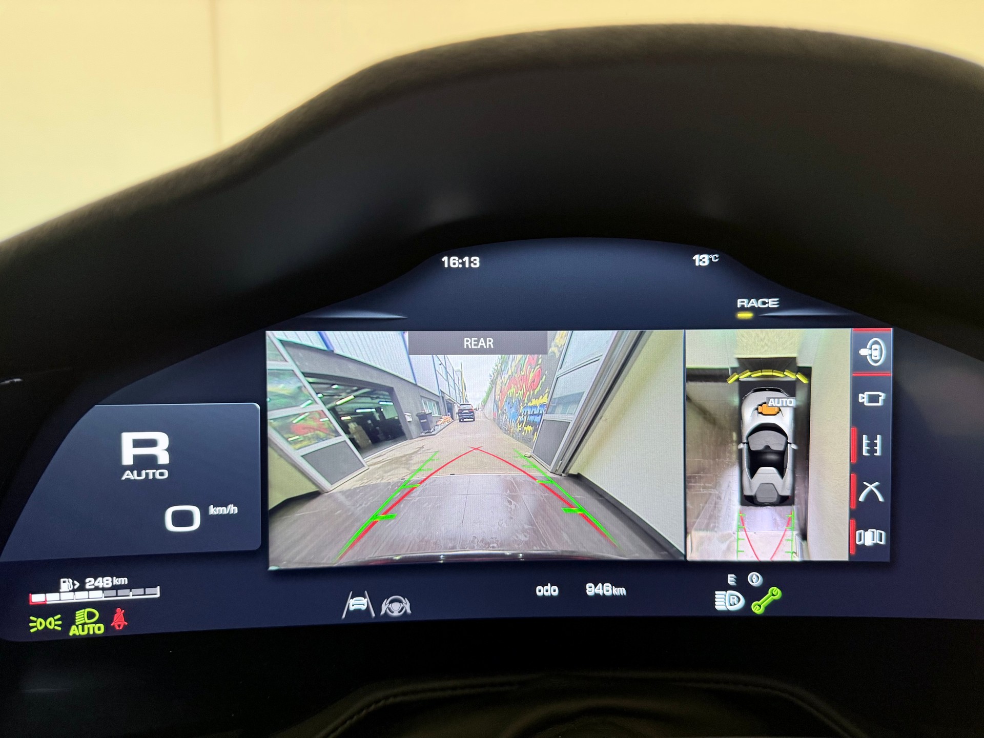 FERRARI 12 Cilindri - 26