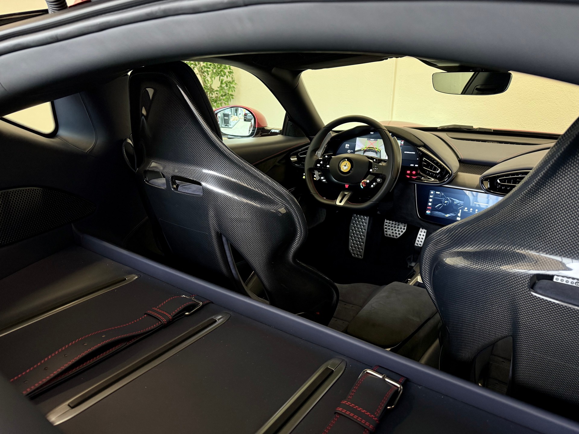 FERRARI 12 Cilindri - 19