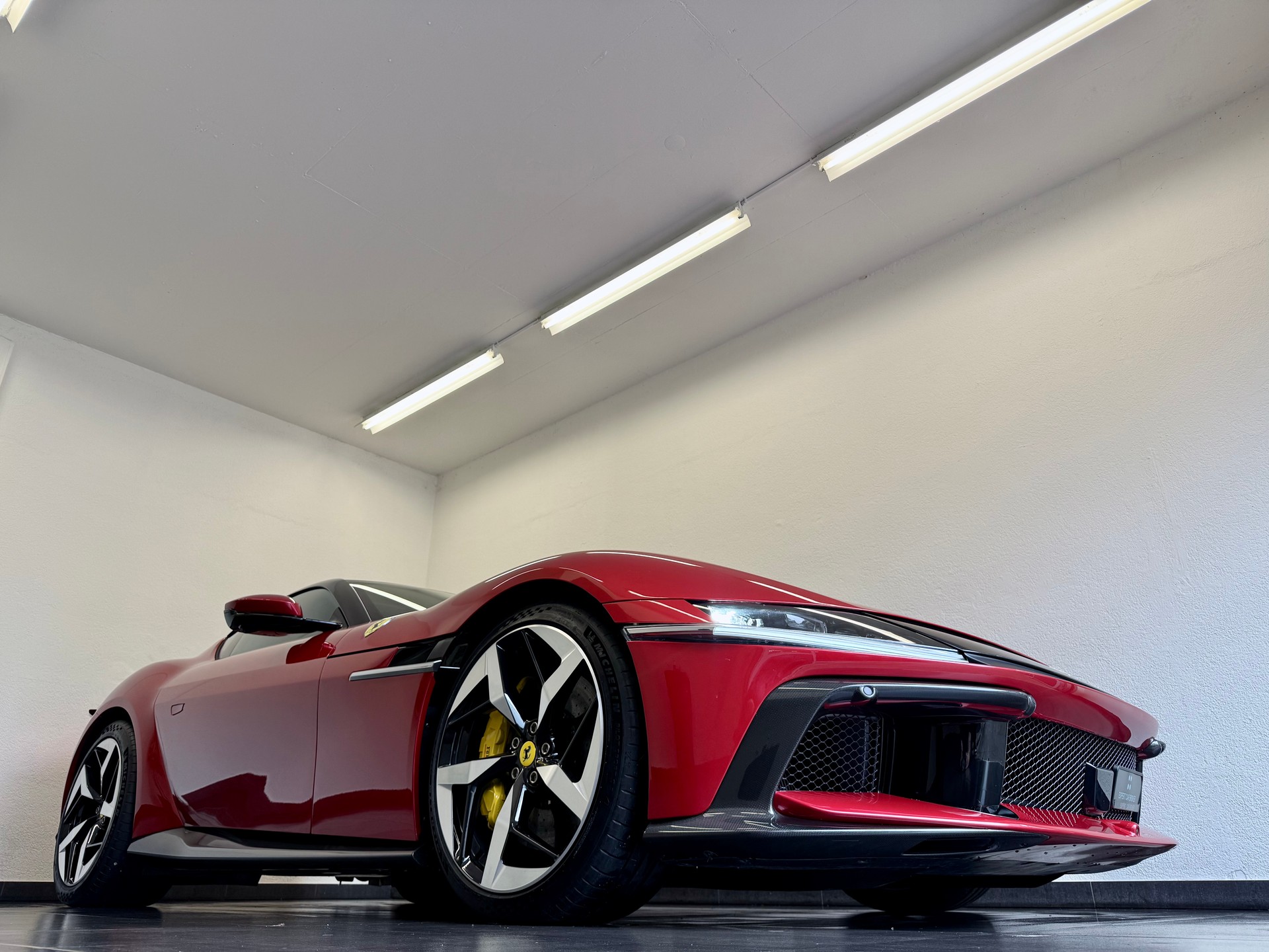 FERRARI 12 Cilindri - 3