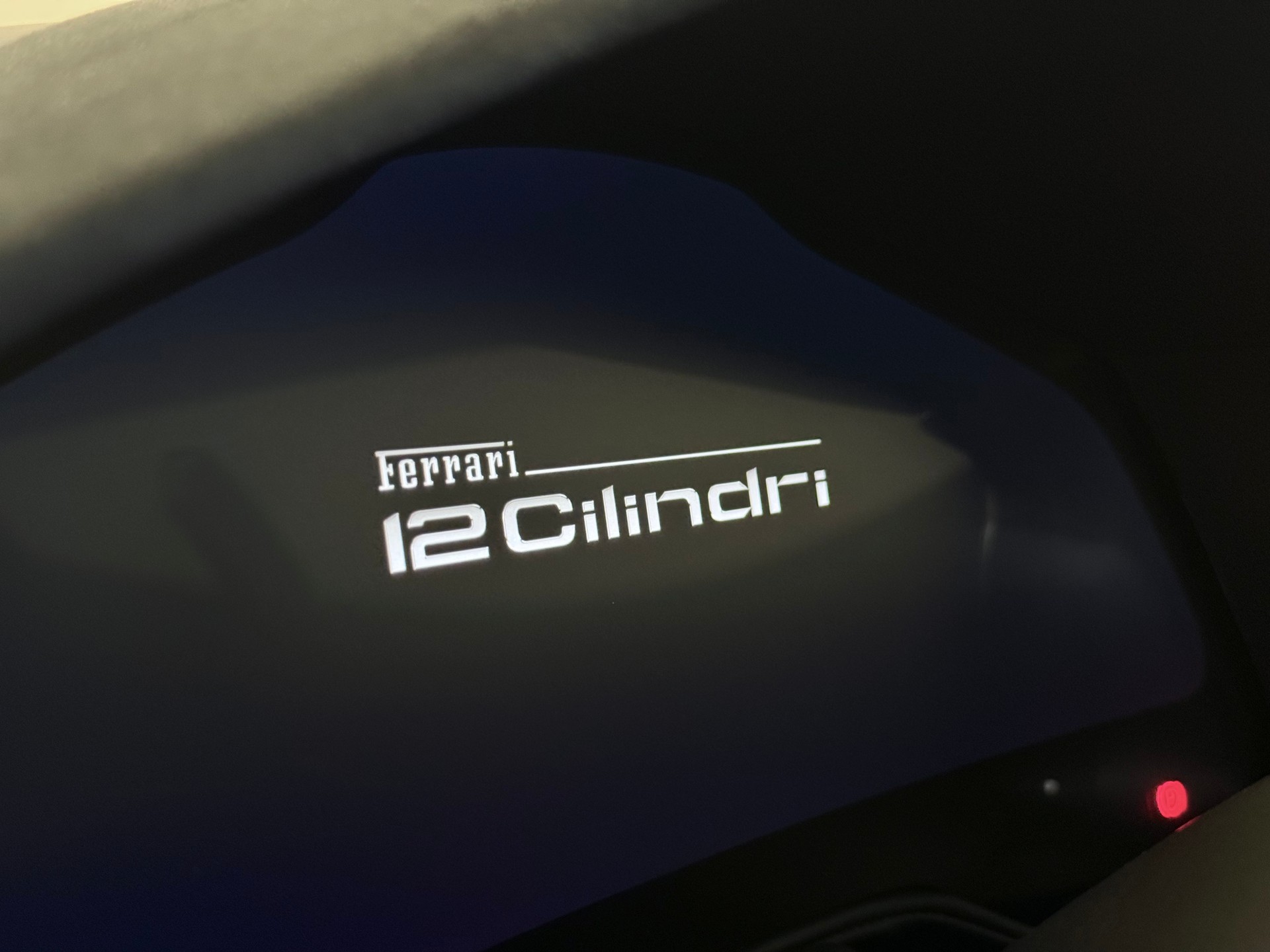 FERRARI 12 Cilindri - 28