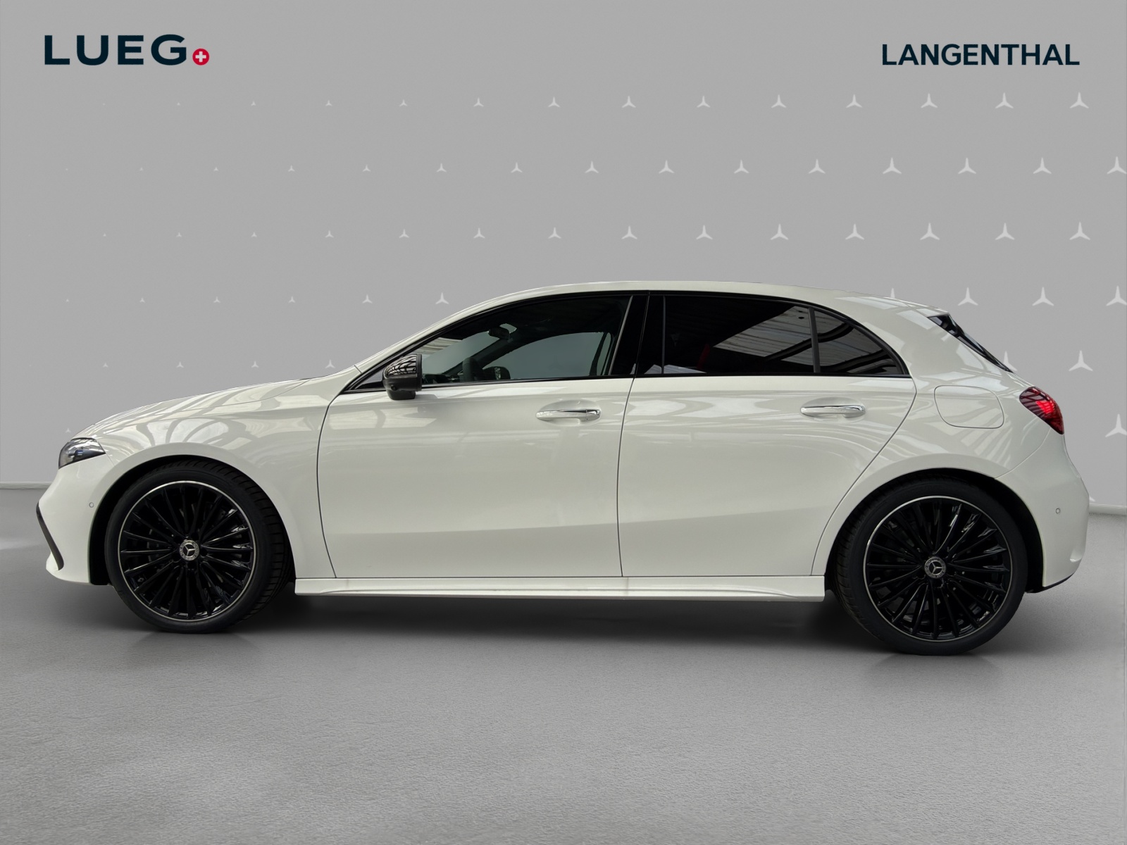MERCEDES-BENZ A 220 4Matic 8G-DCT - 2