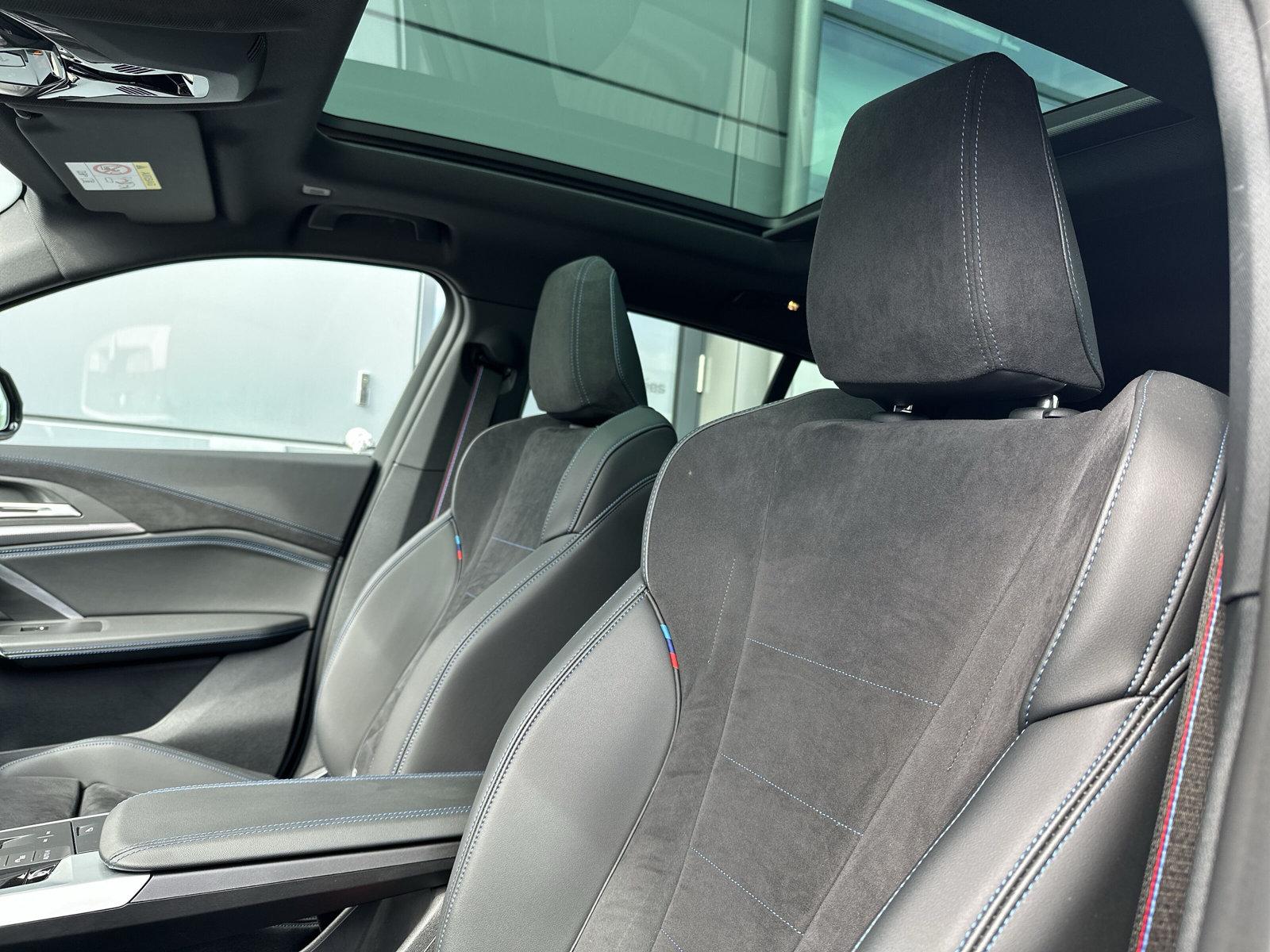 BMW iX2 30 M Sport Pro xDrive U10 (CH) AHK ** Leasing à 0.9% ** Roues hiver incluse ** - 23