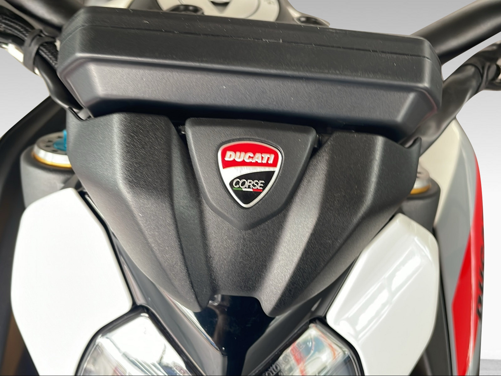 DUCATI 890 Hypermotard V2 SP ABS - 5
