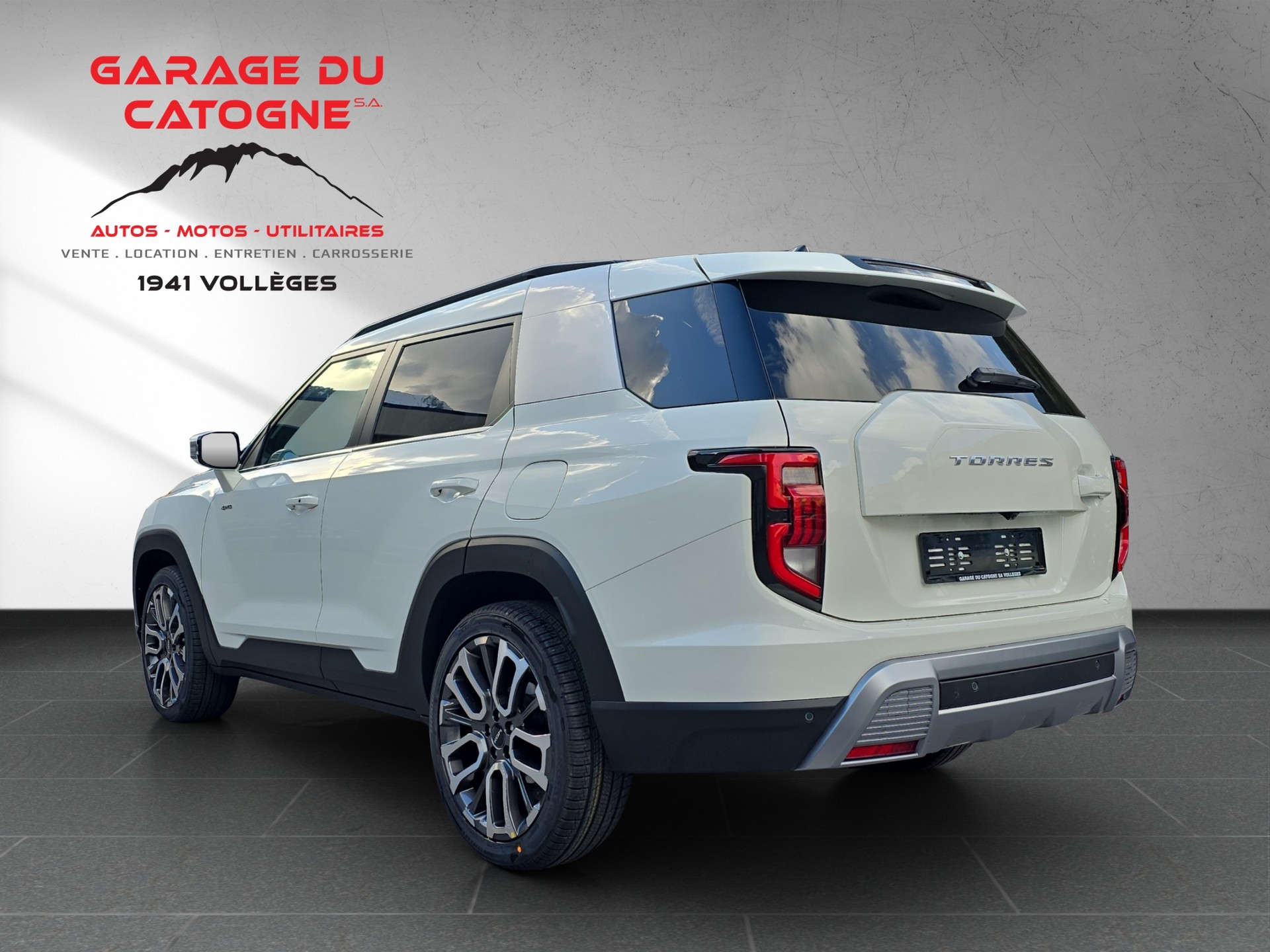 KGM-SsangYong Torres 1.5 TGDI Sapphire 4WD AT - 5