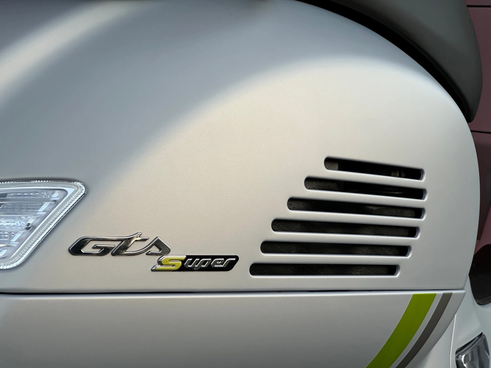 PIAGGIO Vespa GTS 300 Super Tech ABS - 10