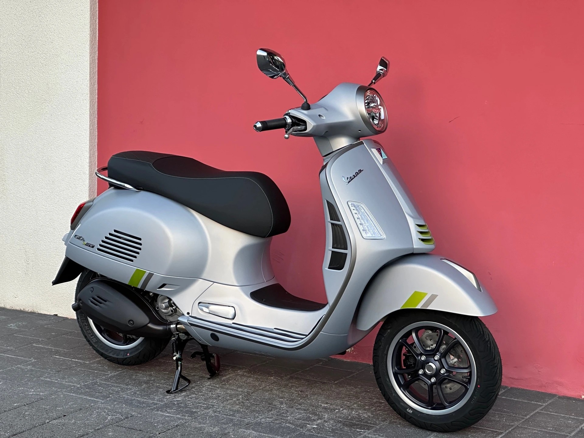 PIAGGIO Vespa GTS 300 Super Tech ABS - 8
