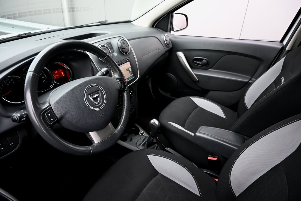 DACIA Sandero Tce 90 Stepway Lauréate Automatic - 9