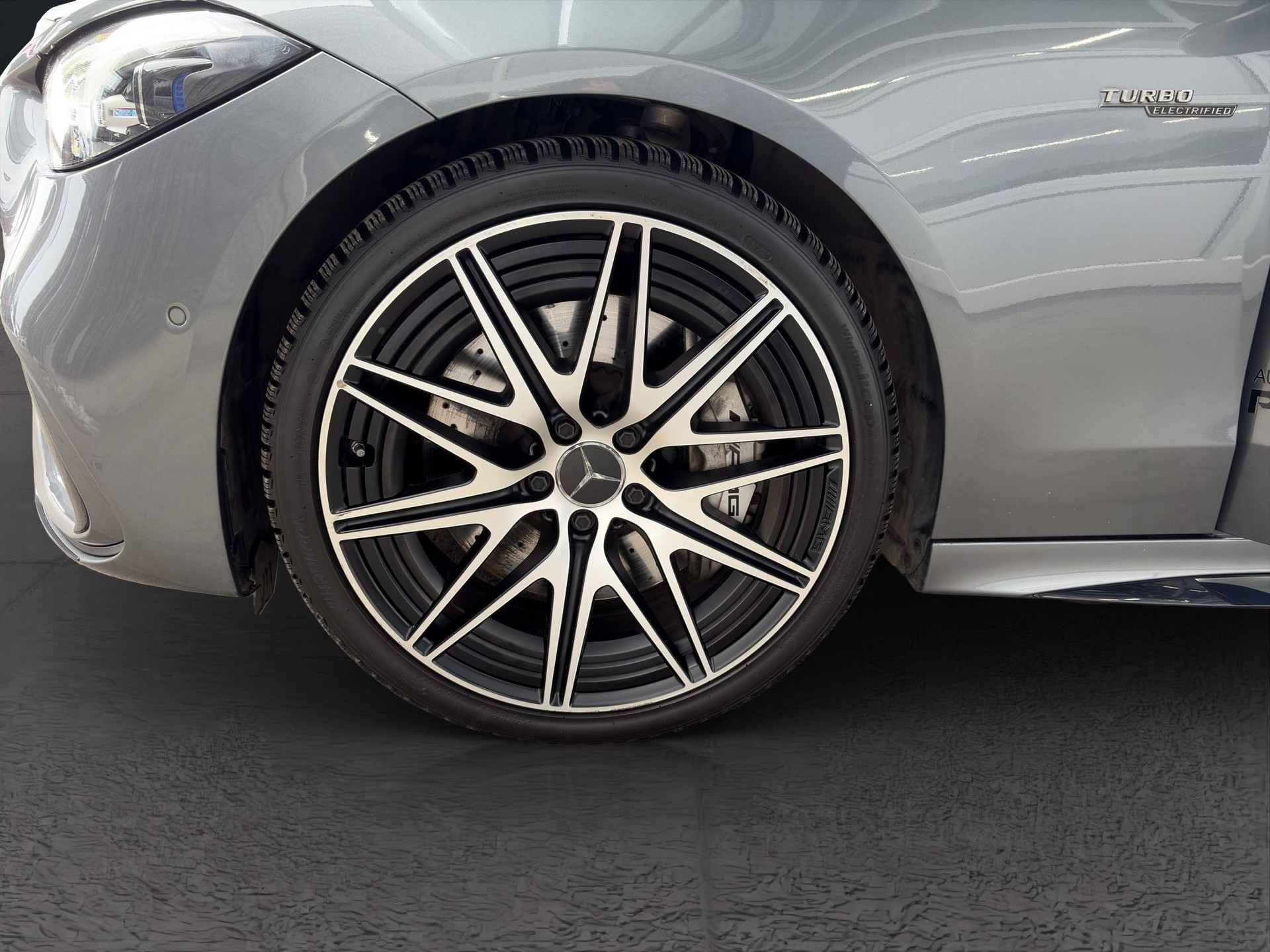 MERCEDES-BENZ C 43 AMG 4matic Kombi - 14