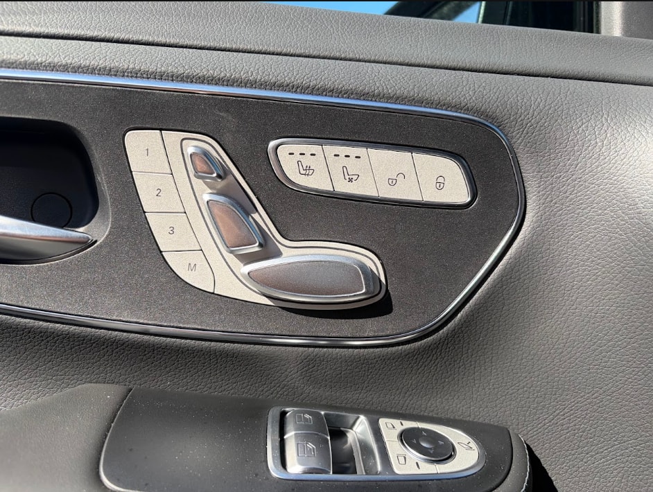 MERCEDES-BENZ V 300 d Exclusive L SWISS EDITION 4MATIC - 21