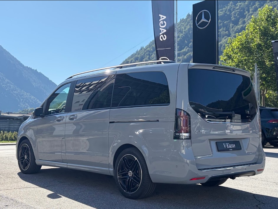 MERCEDES-BENZ V 300 d Exclusive L SWISS EDITION 4MATIC - 8