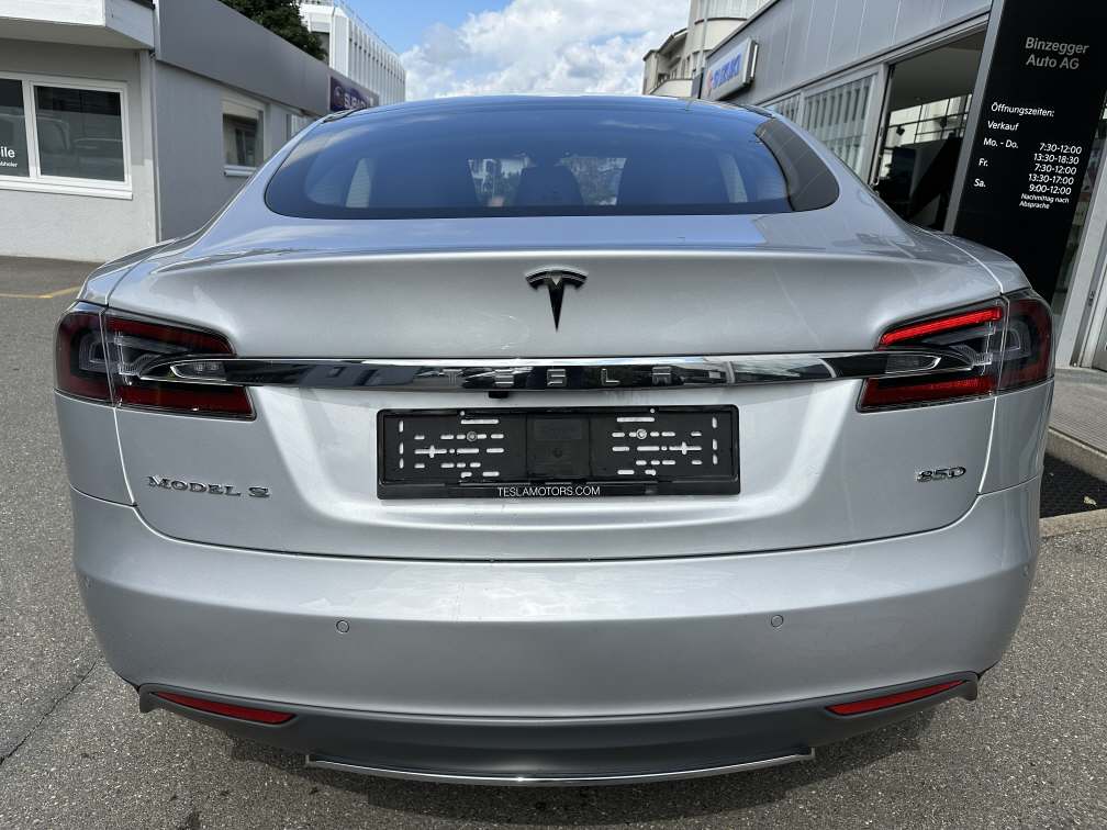 TESLA Model S 85 D "Supercharger" - 5