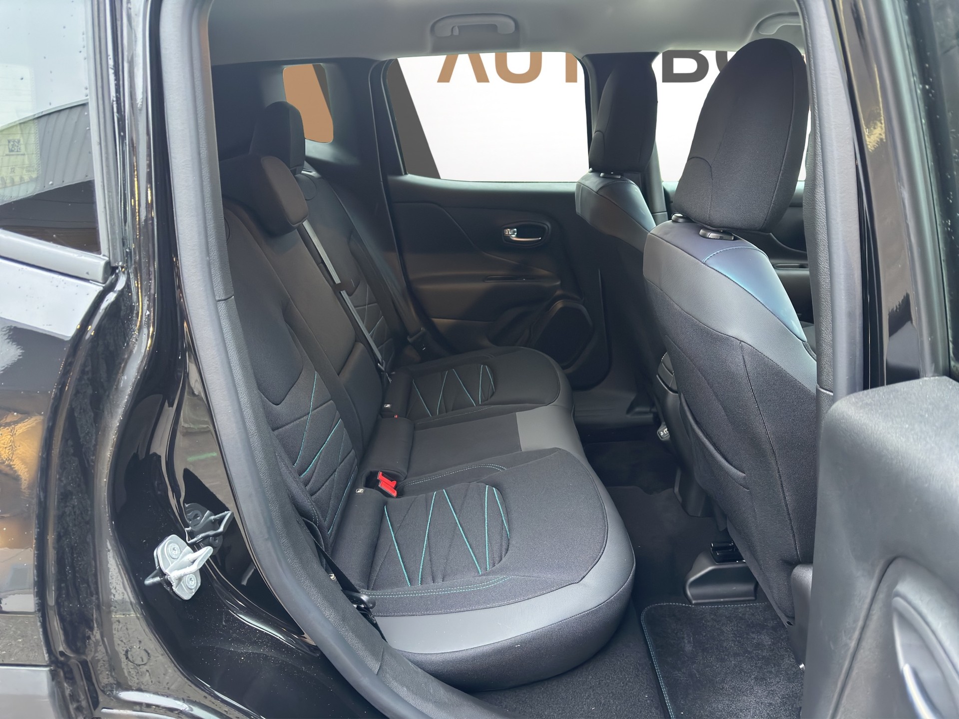 JEEP Renegade 1.3 Upland 4xe - 12