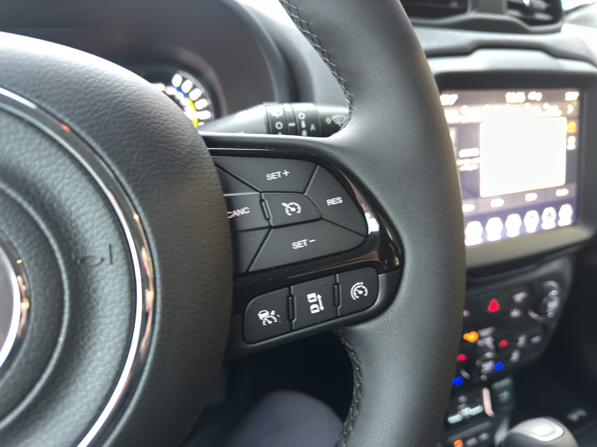 JEEP Renegade 1.3 Upland 4xe - 23