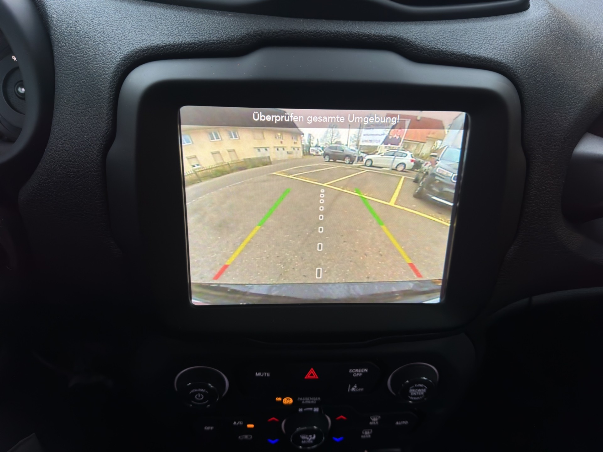 JEEP Renegade 1.3 Upland 4xe - 25