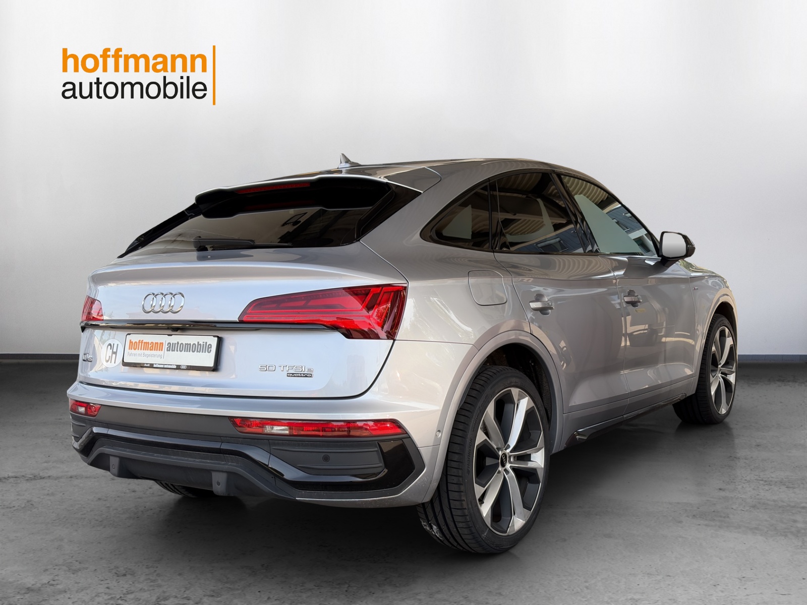 AUDI Q5 Sportback 50 TFSI e PHEV S line quattro S-tronic - 4