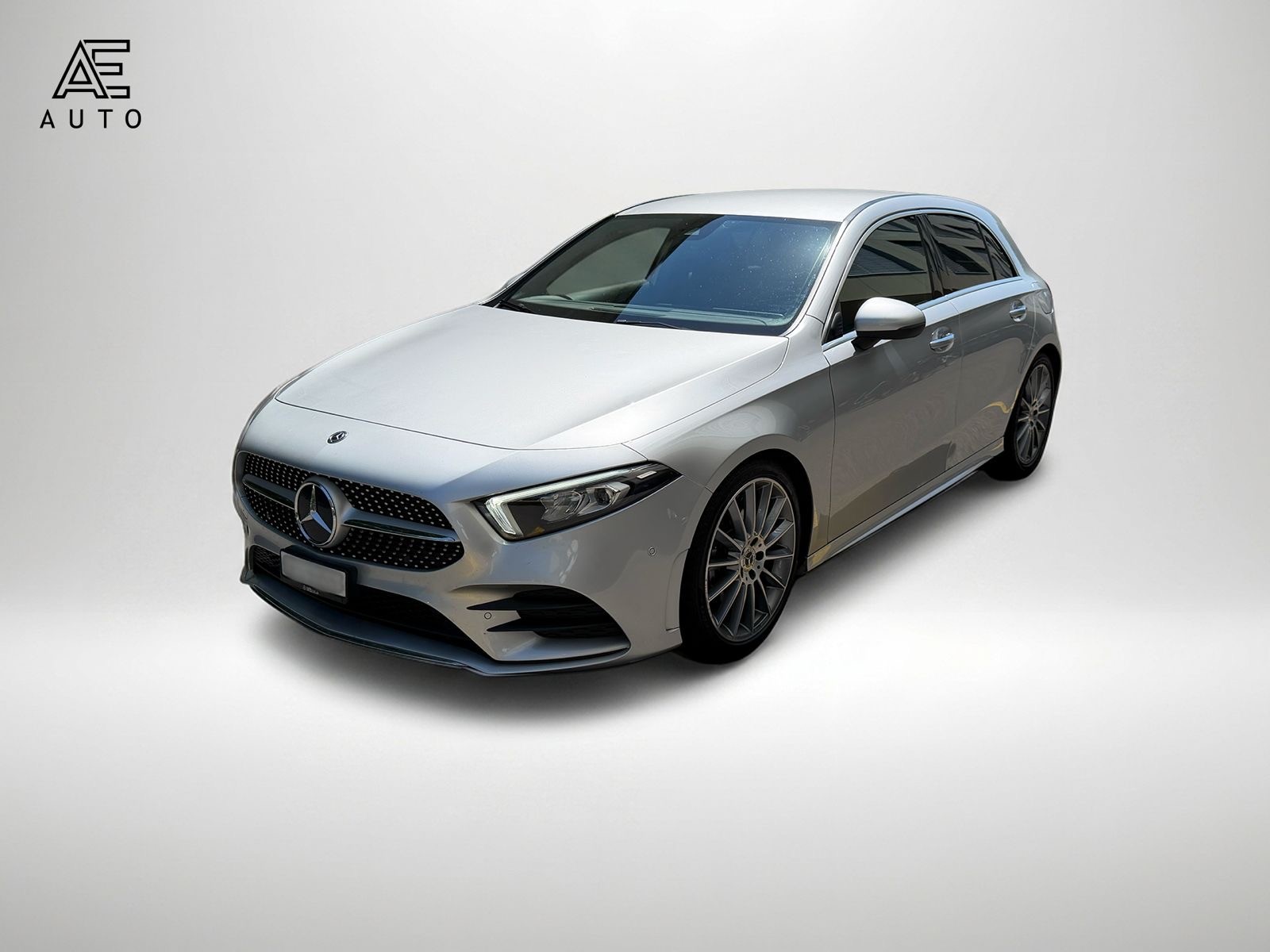 MERCEDES-BENZ A 180 d AMG Line - 3