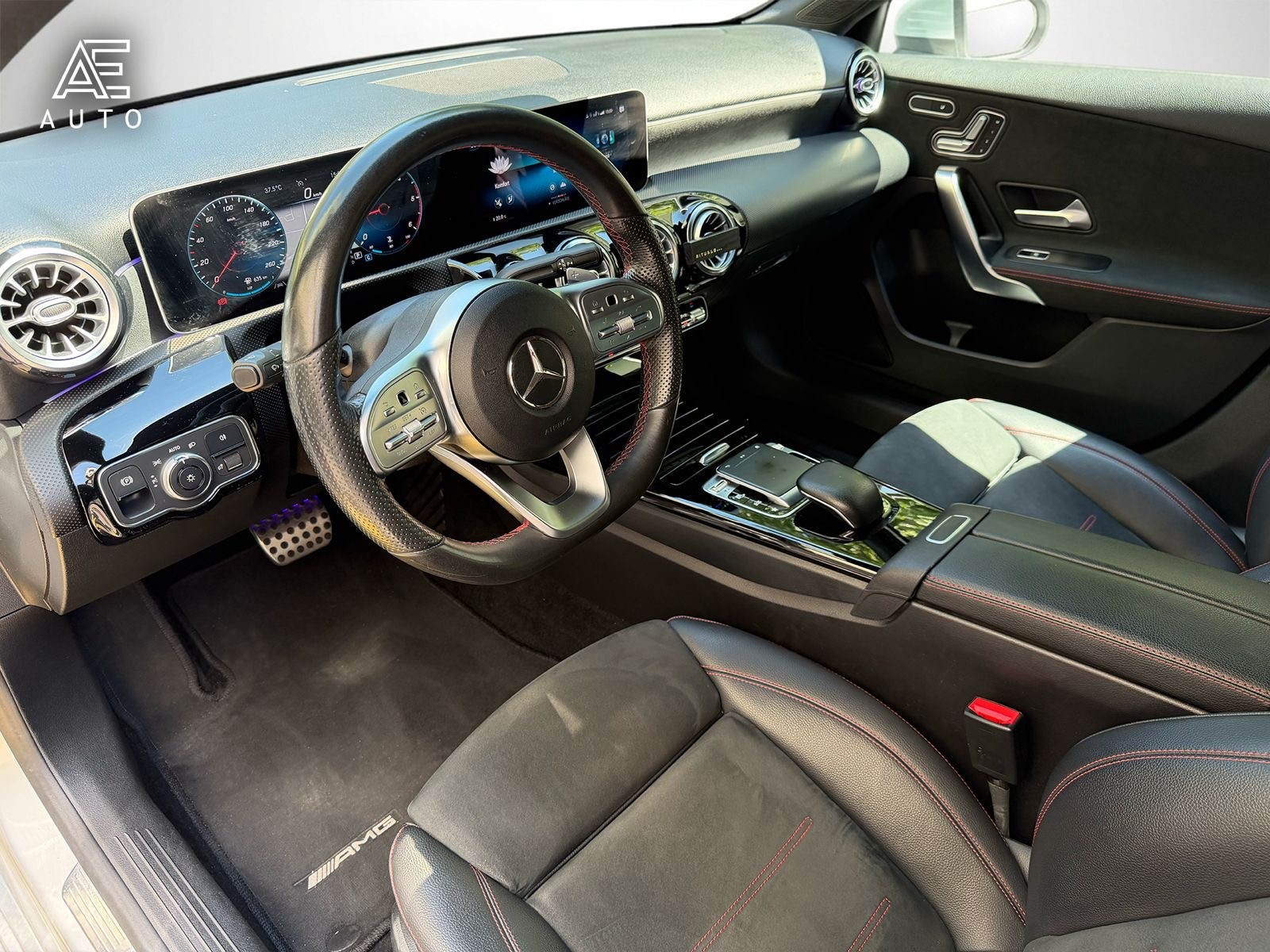 MERCEDES-BENZ A 180 d AMG Line - 9